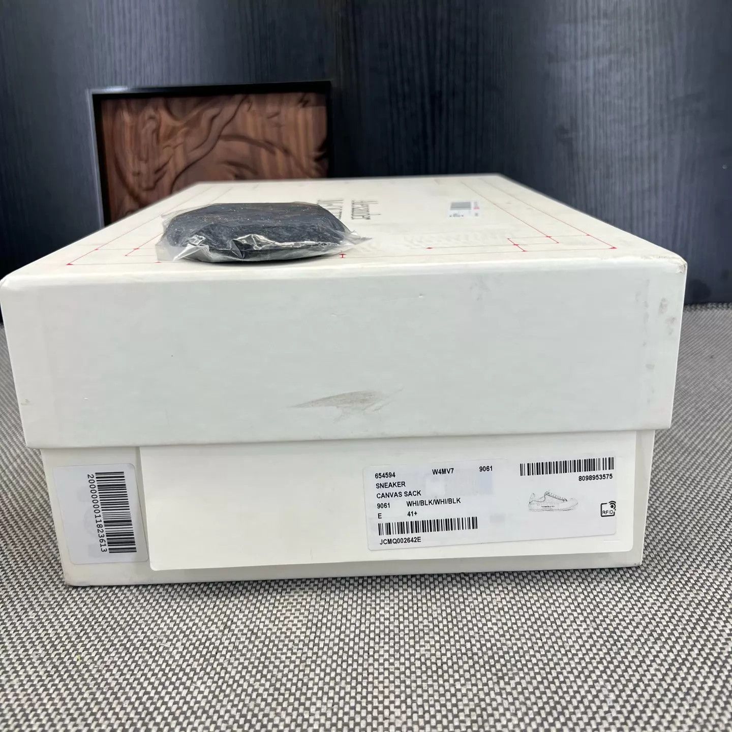 Alexander McQueen Alexander McQueen Deck White & Black 41.5 Size US 8.5 / EU 41-42 - 9 Thumbnail