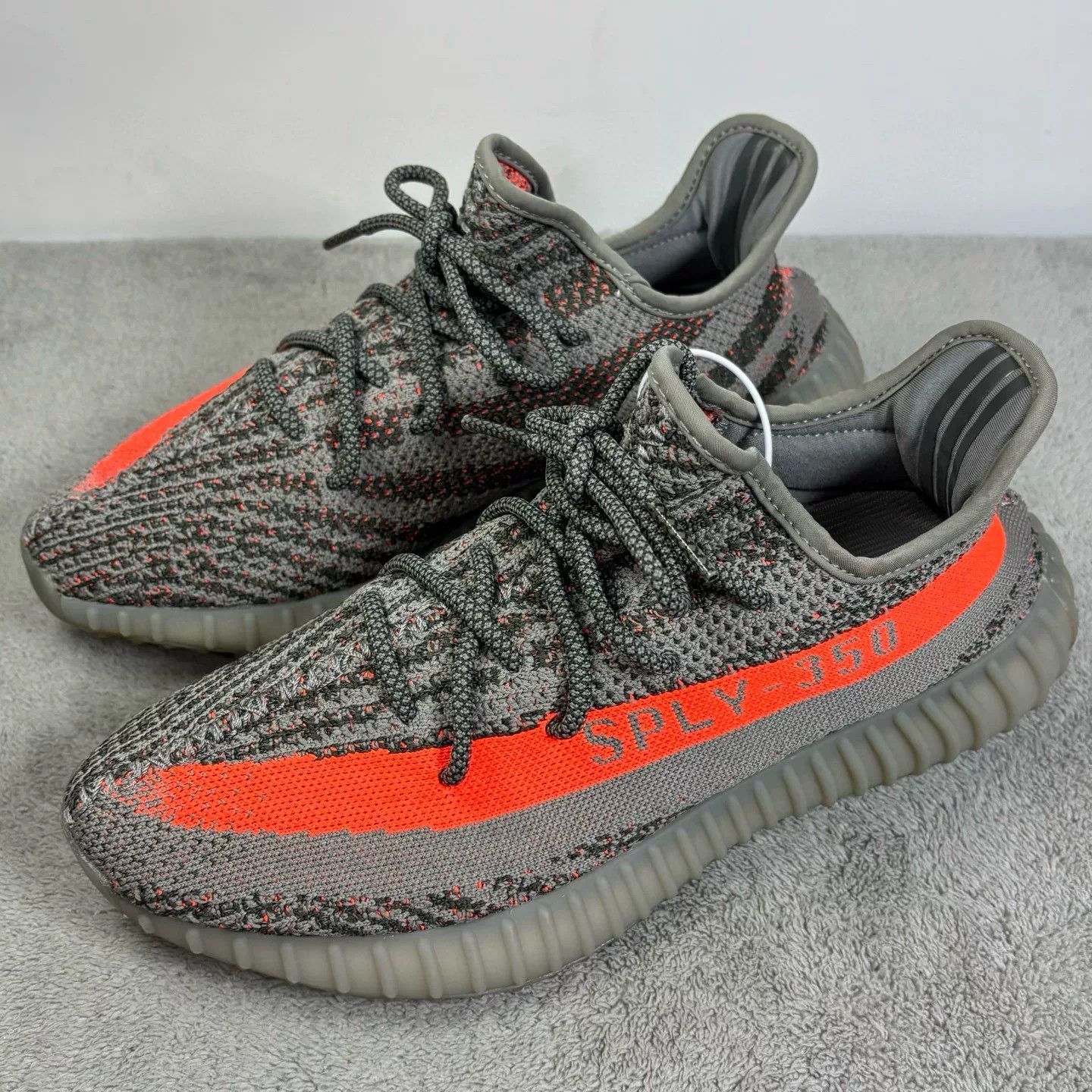 Adidas Adidas YEEZY Lowtop Sneakers 44 Men Size US 10.5 / EU 43-44 - 1 Thumbnail