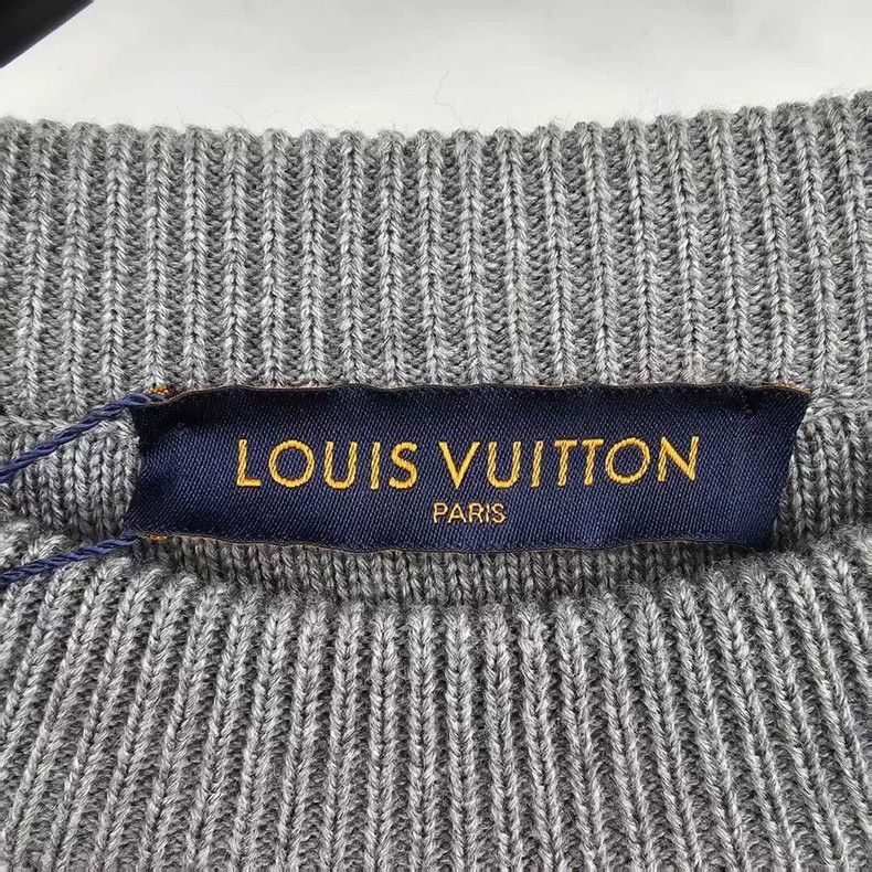 Louis Vuitton Louis Vuitton Gray Knit Sweater with Earth Design -2505 Size US S / EU 44-46 / 1 - 3 Thumbnail
