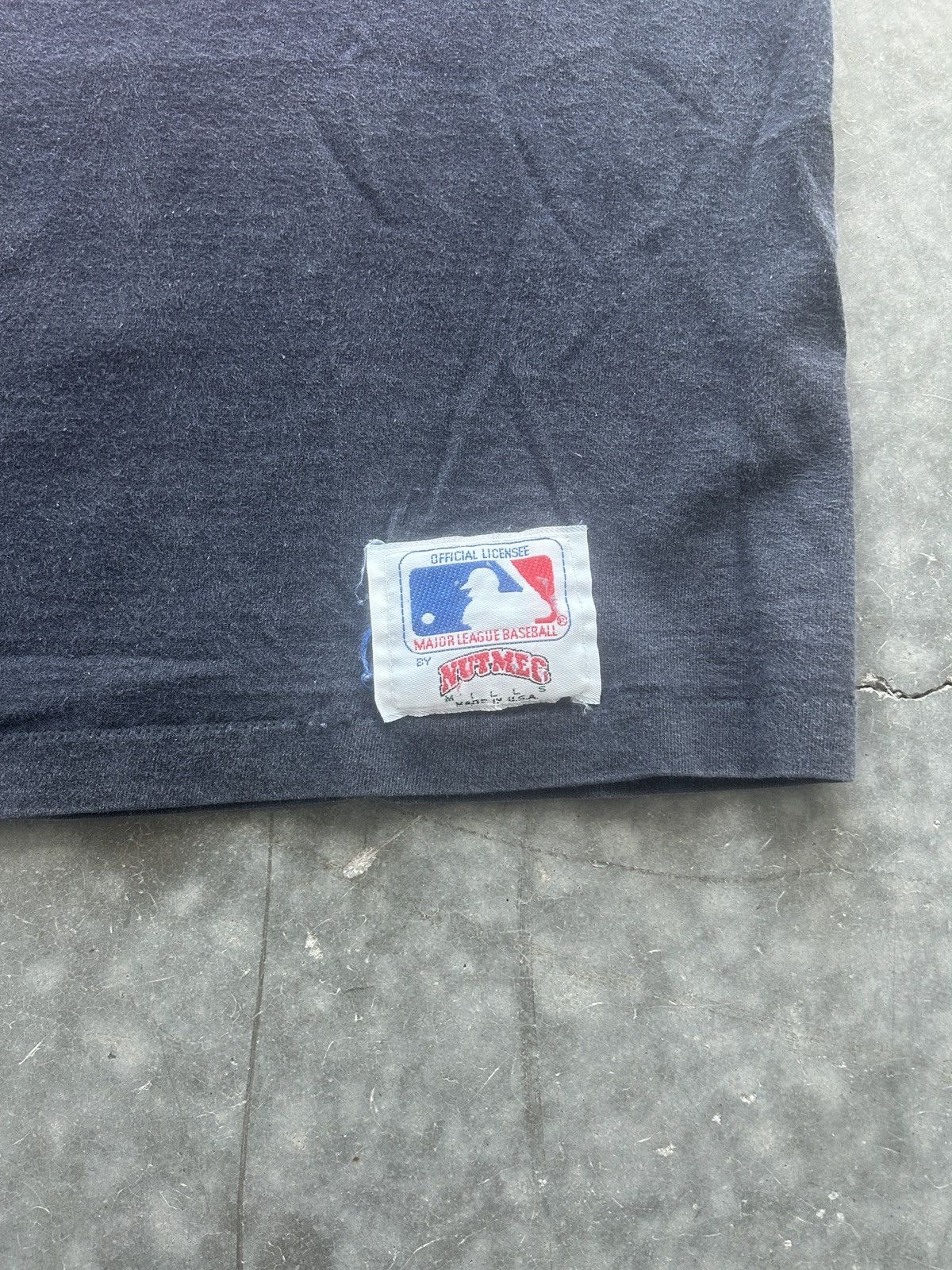 MLB × Nutmeg × Vintage Vintage 80s Nutmeg New York Yankees Graphic Tee Size US XL / EU 56 / 4 - 4 Thumbnail
