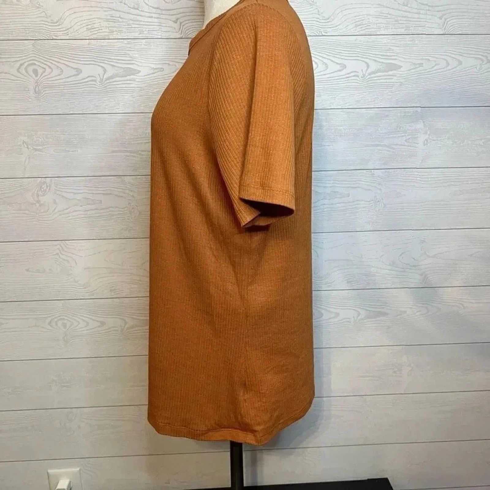 Other AVA & VIV brown ribbed short sleeve top Size 14W Size XL / US 12-14 / IT 48-50 - 3 Thumbnail