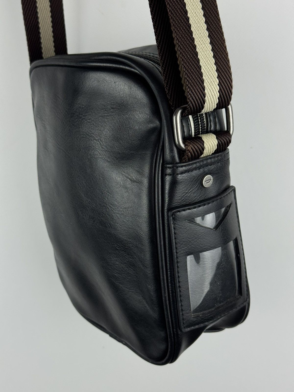 Diesel Vintage Diesel Faux Leather Messenger Bag Black Y2K Size ONE SIZE - 5 Thumbnail
