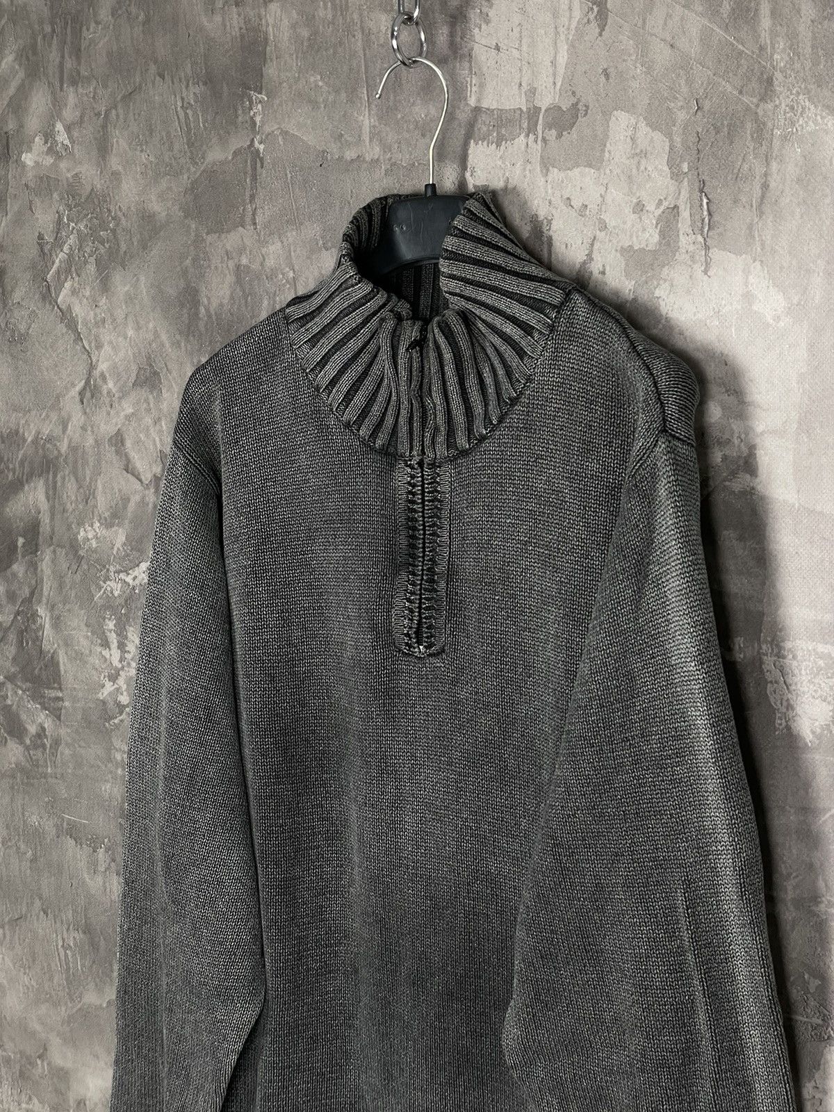 Japanese Brand × Tribal Streetwear × Vintage Japanese 3D Tribal 00s Vintage Faded Washed Grey 1/3 Sweater Size US M / EU 48-50 / 2 - 7 Thumbnail