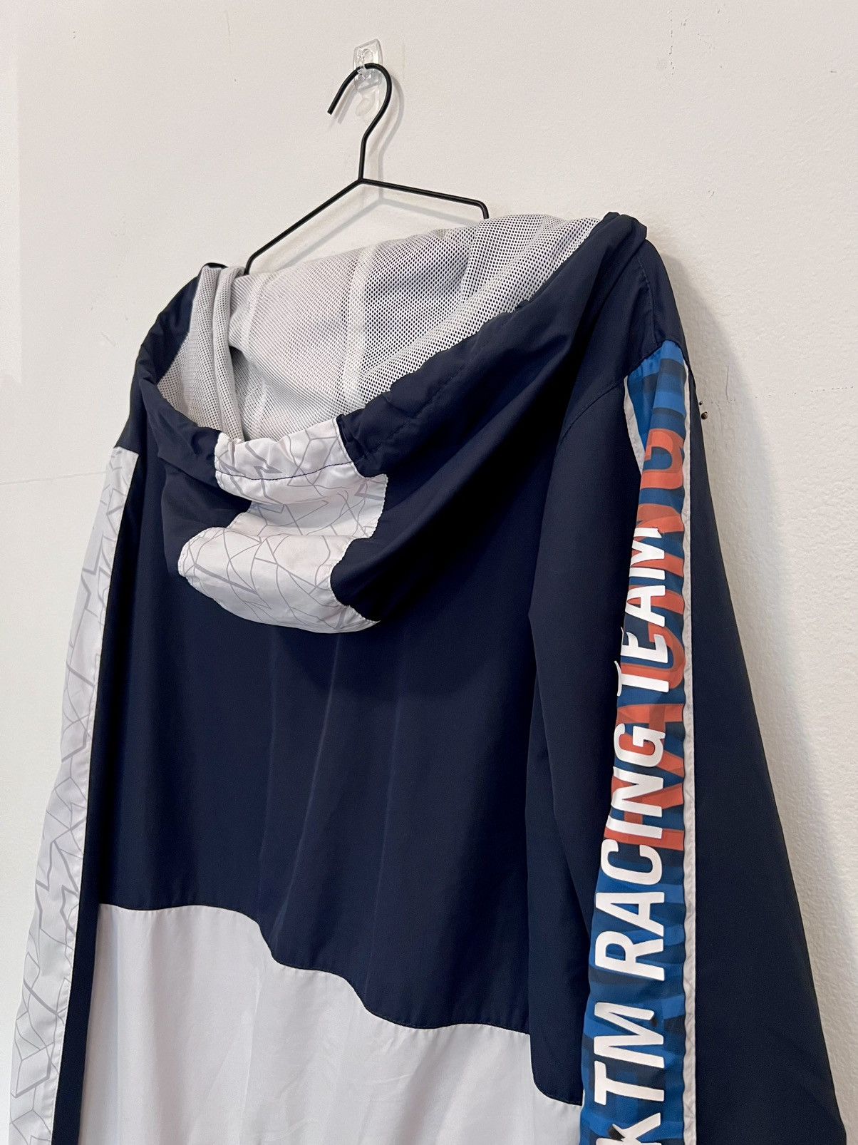 Other Red Bull KTM Racing Team Windbreaker Team Gear Size L Size US L / EU 52-54 / 3 - 11 Thumbnail