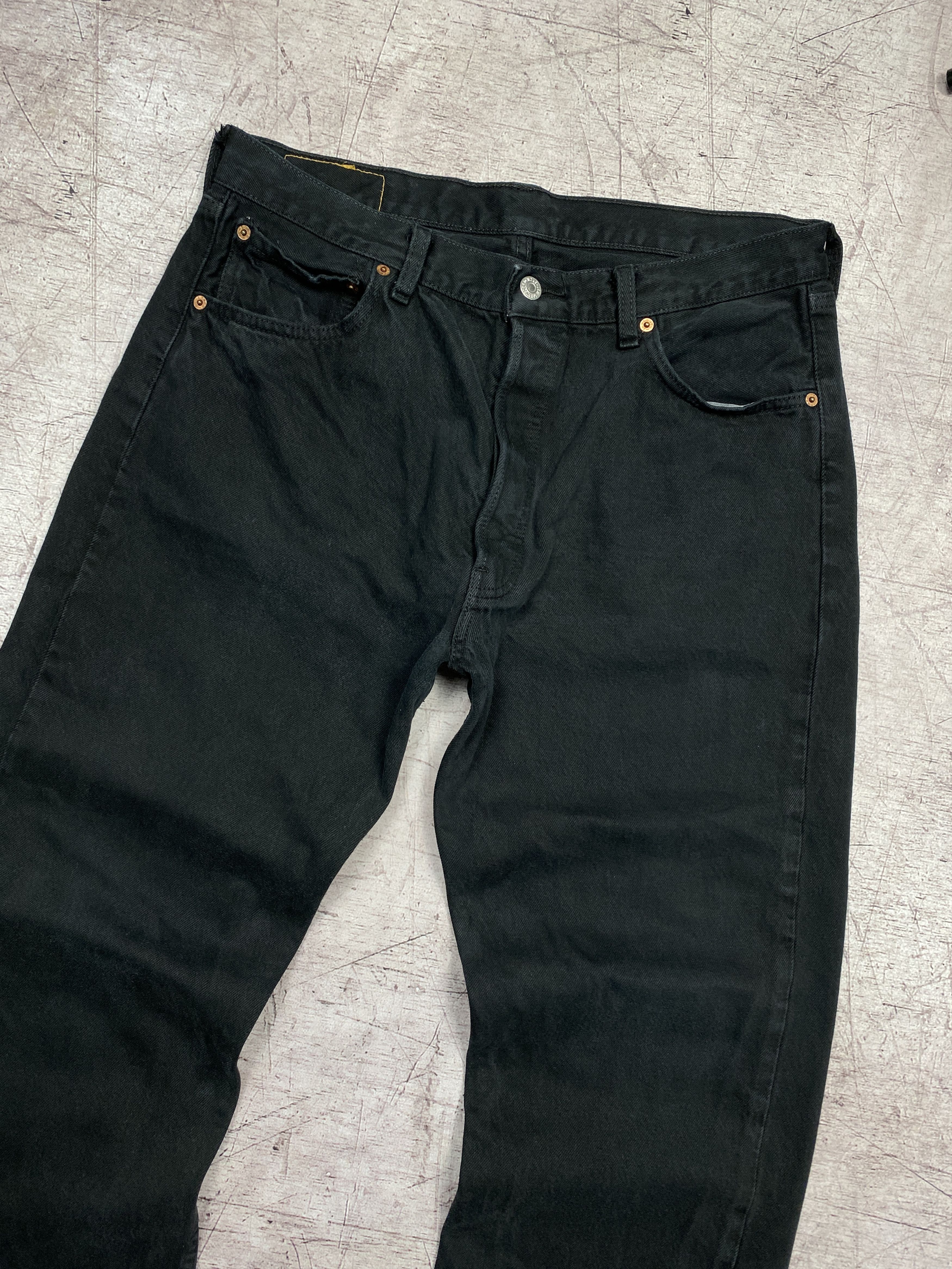 Levi's × Levi's Vintage Clothing Levi's 501 Vintage Mens Denim Pants Jeans Size US 36 / EU 52 - 7 Thumbnail