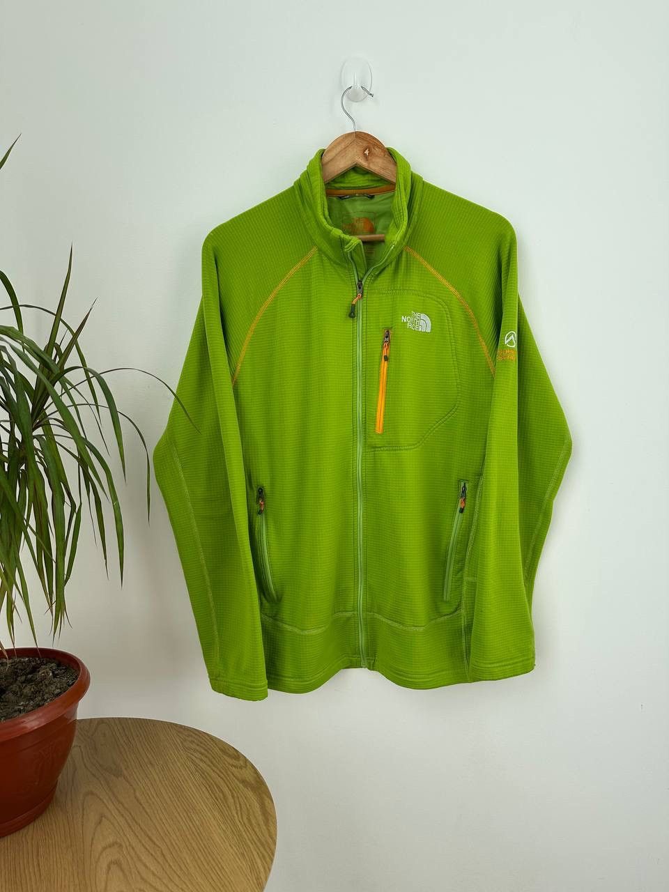 Other Vintage The North Face Green Outdoor Zip Hoodie Size US XL / EU 56 / 4 - 2 Thumbnail