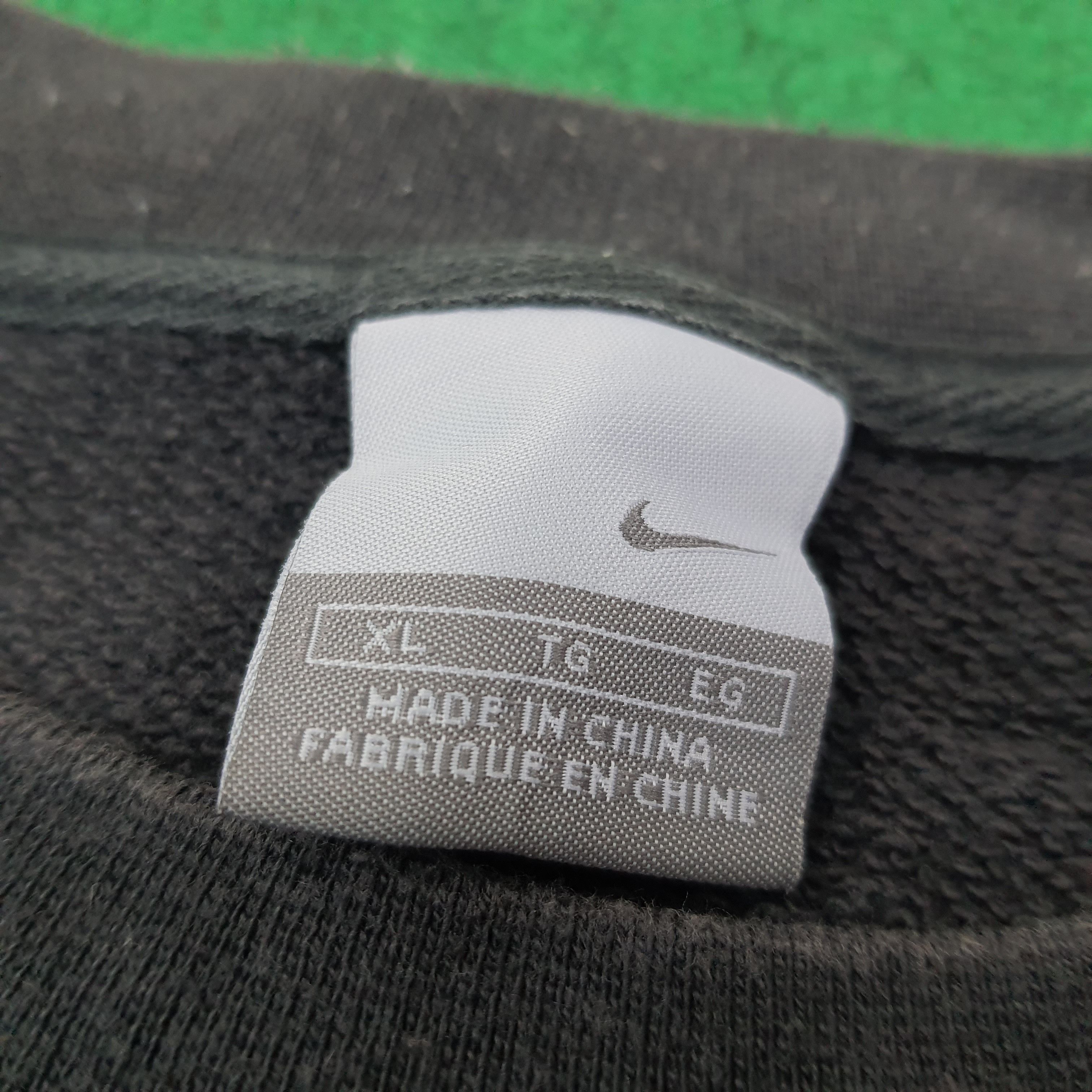 Nike Vintage Nike MMIV Sweatshirt C254N8 Size US L / EU 52-54 / 3 - 4 Thumbnail
