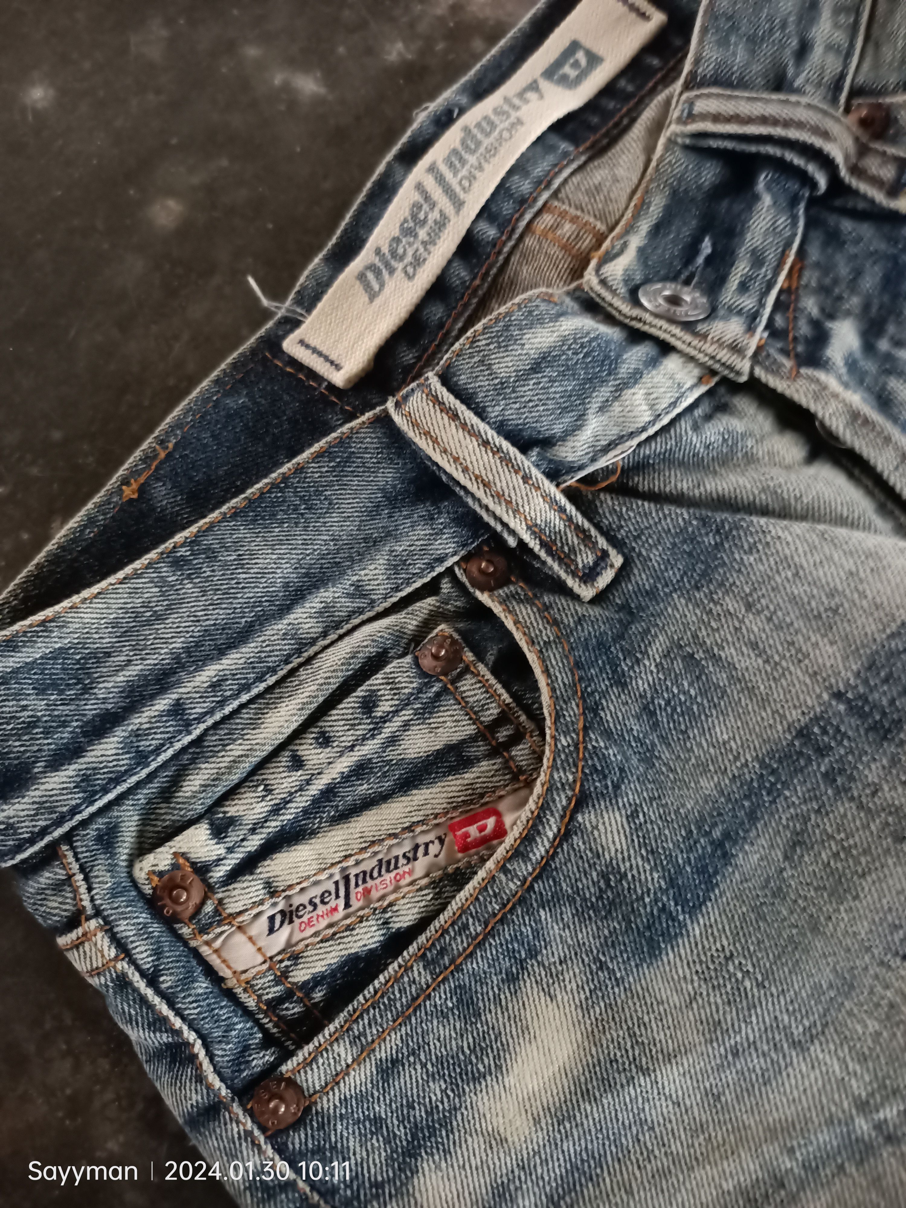 image of Diesel Distressed Jeans Mudwash in Denim, Men's (Size 32)