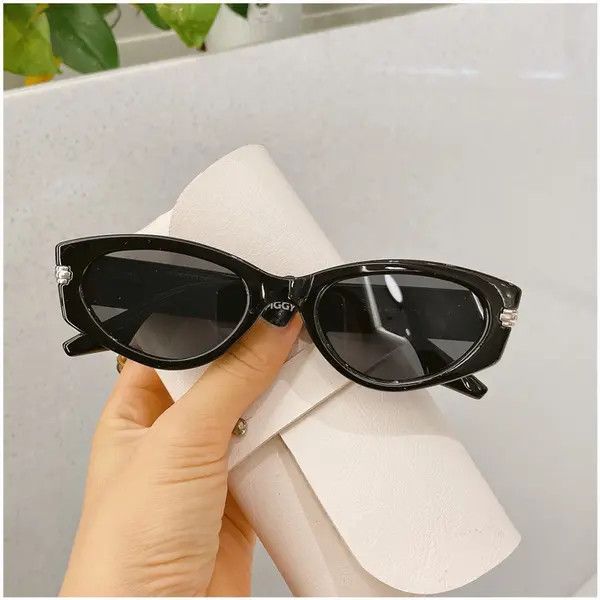 Vintage Retro punk sunglasses Size ONE SIZE - 3 Thumbnail