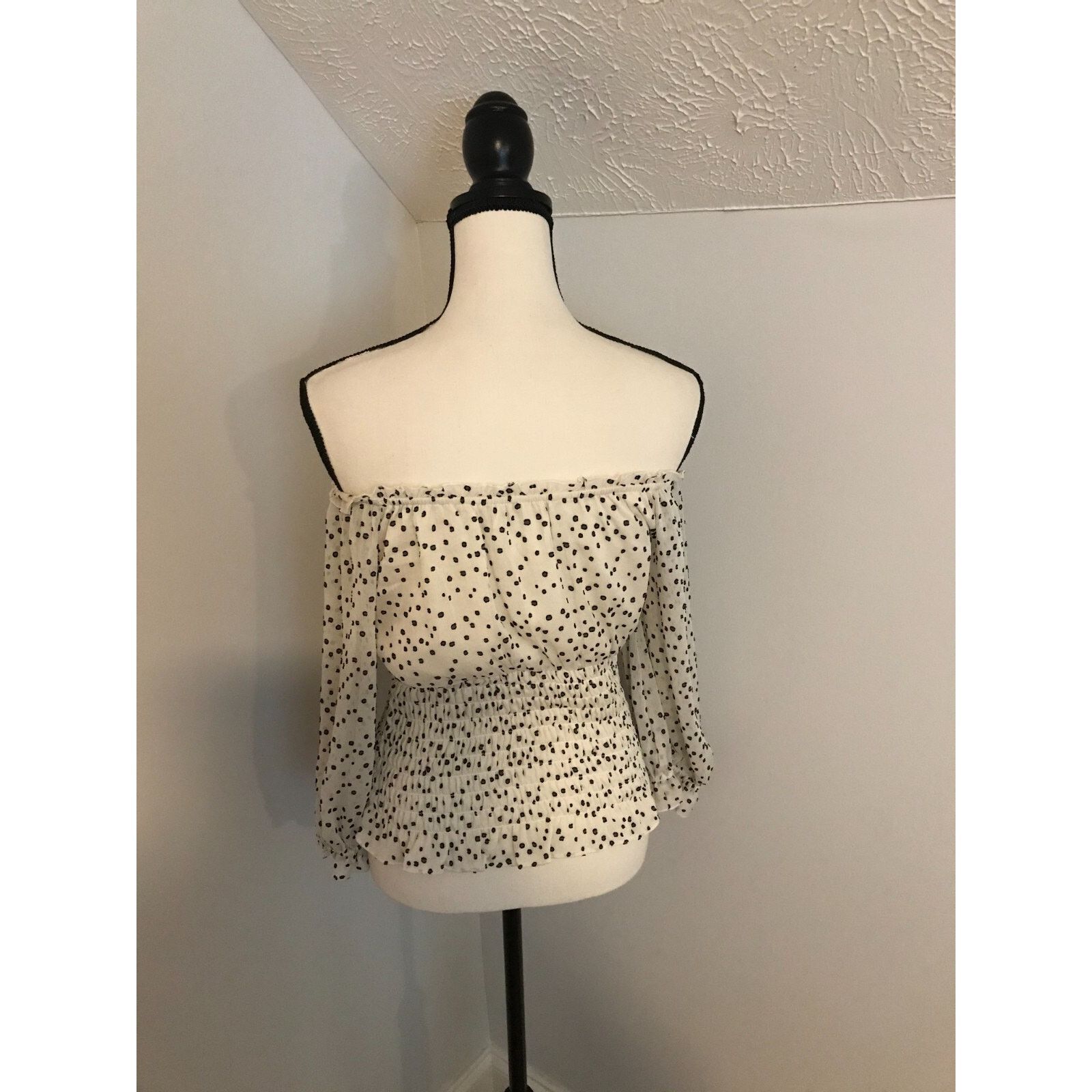 Anthropologie by Anthropologie Lucia Black/White Off-The-Shoulder Blouse Size S / US 4 / IT 40 - 3 Thumbnail