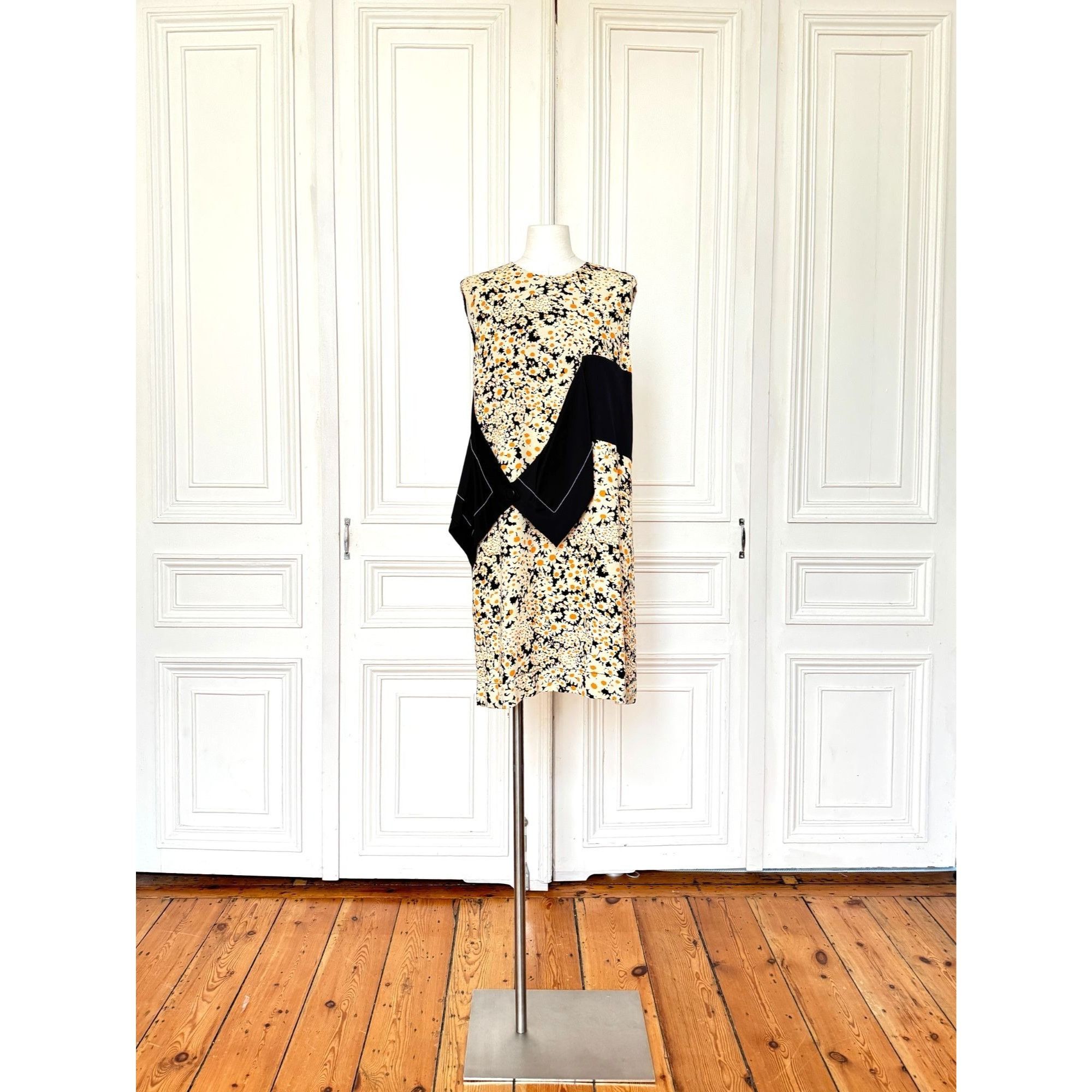 Celine Celine by Phoebe Philo SS 2015 Floral Viscose Dress Size 40 Size M / US 6-8 / IT 42-44 - 2 Thumbnail