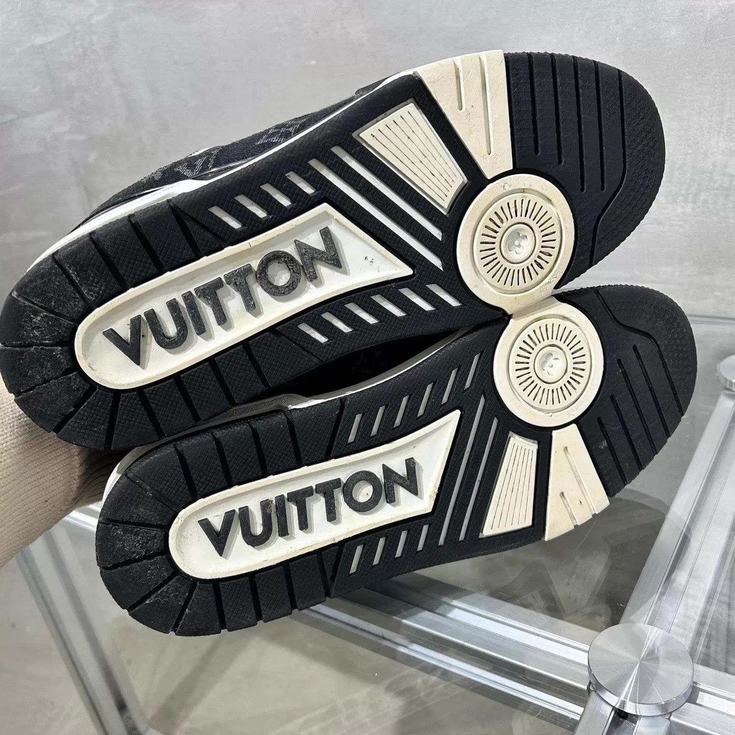 Louis Vuitton LV Trainer Black & White Denim UK6.5/40.5 Size US 7.5 / EU 40-41 - 8 Thumbnail
