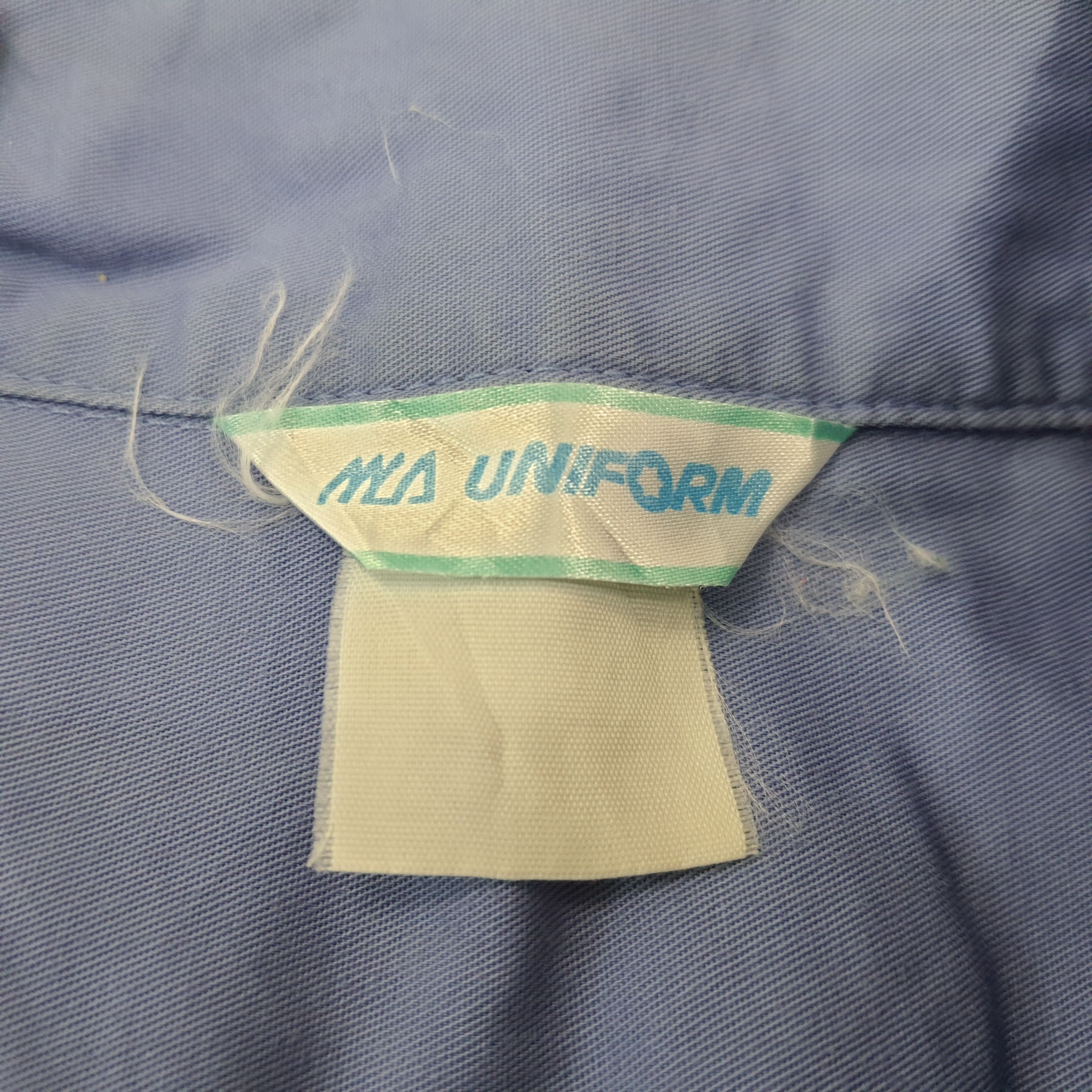 Japanese Brand Vintage Isuzu Japan Tech Brand Button Up Work Shirt C223N22 Size US M / EU 48-50 / 2 - 4 Thumbnail