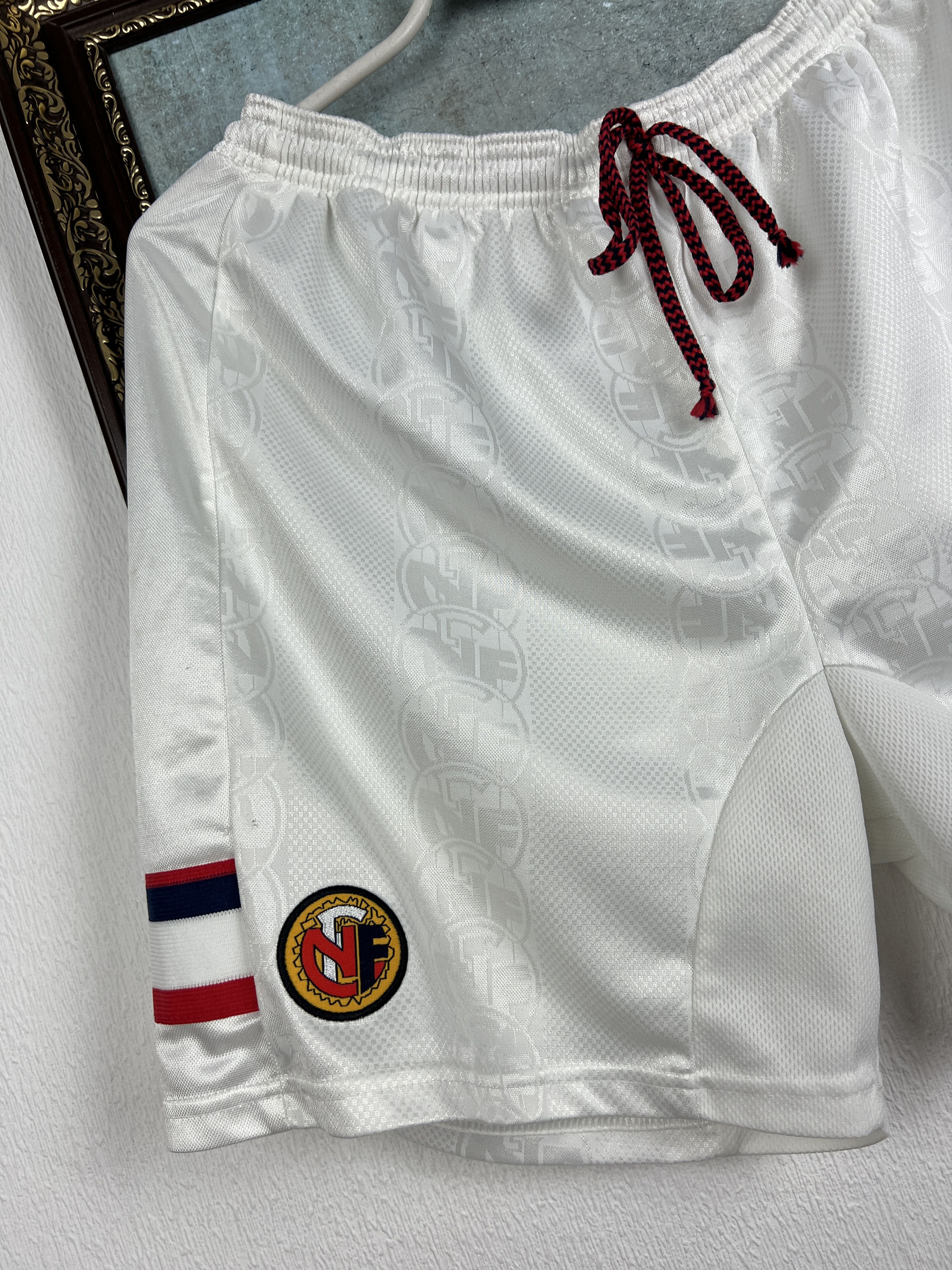 Umbro Vintage 90's Norway Football Shorts Soccer Athletic Rare Size US 32 / EU 48 - 3 Thumbnail