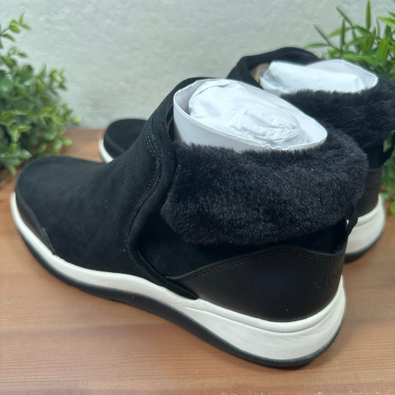 Vionic Vionic Norwood Water-Repellent Suede Boots Black Size 7.5 Size US 7.5 / IT 37.5 - 6 Thumbnail