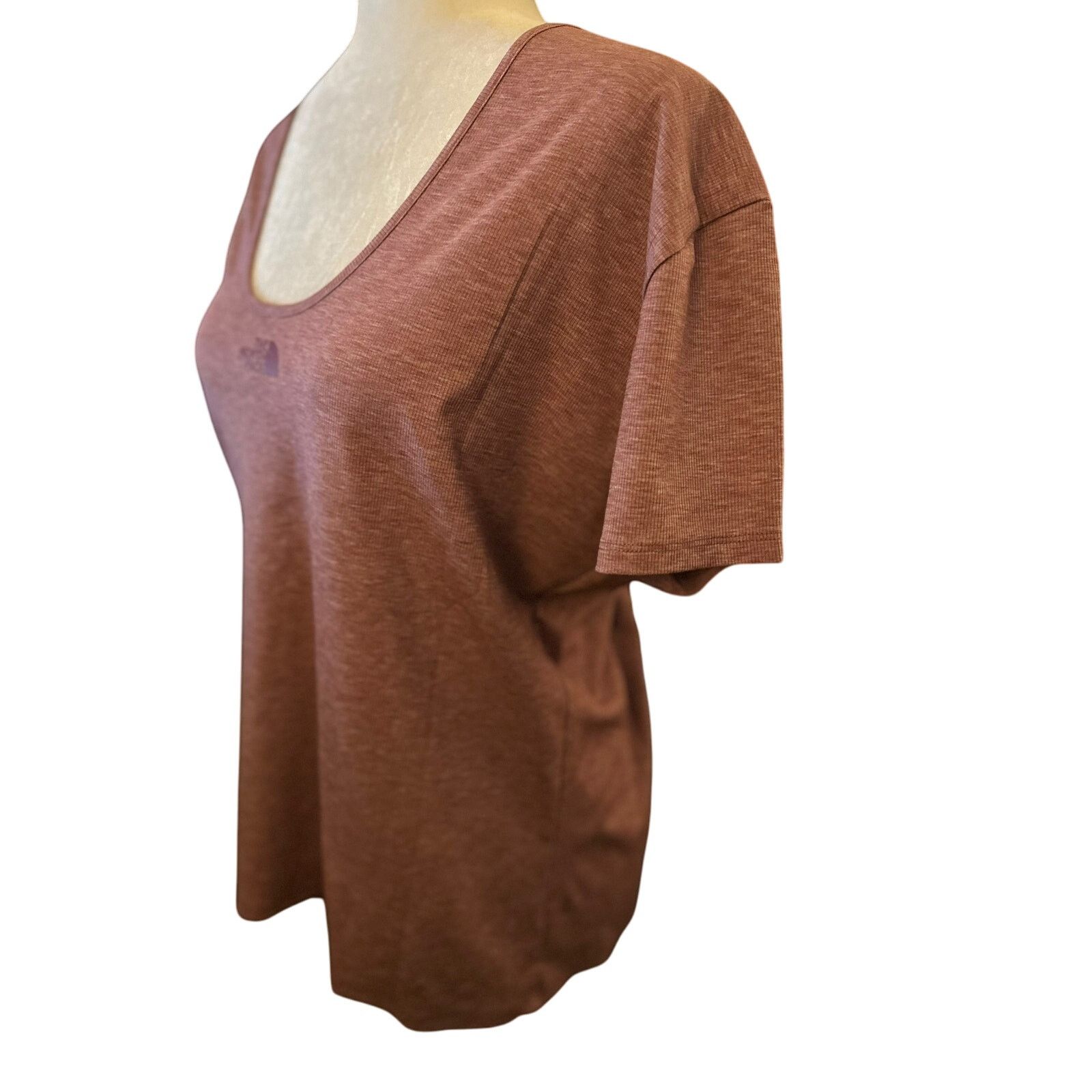 The North Face The North Face Tee in Wild Ginger Heather 2XL, NWT Size XXL / US 16-18 / IT 52-54 - 2 Thumbnail