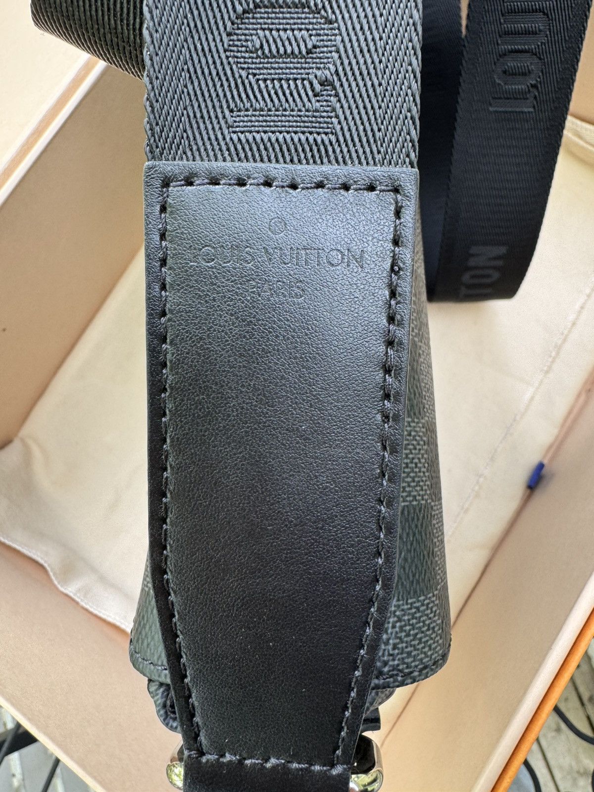 Louis Vuitton Louis Vuitton Messenger Bag Size ONE SIZE - 10 Thumbnail