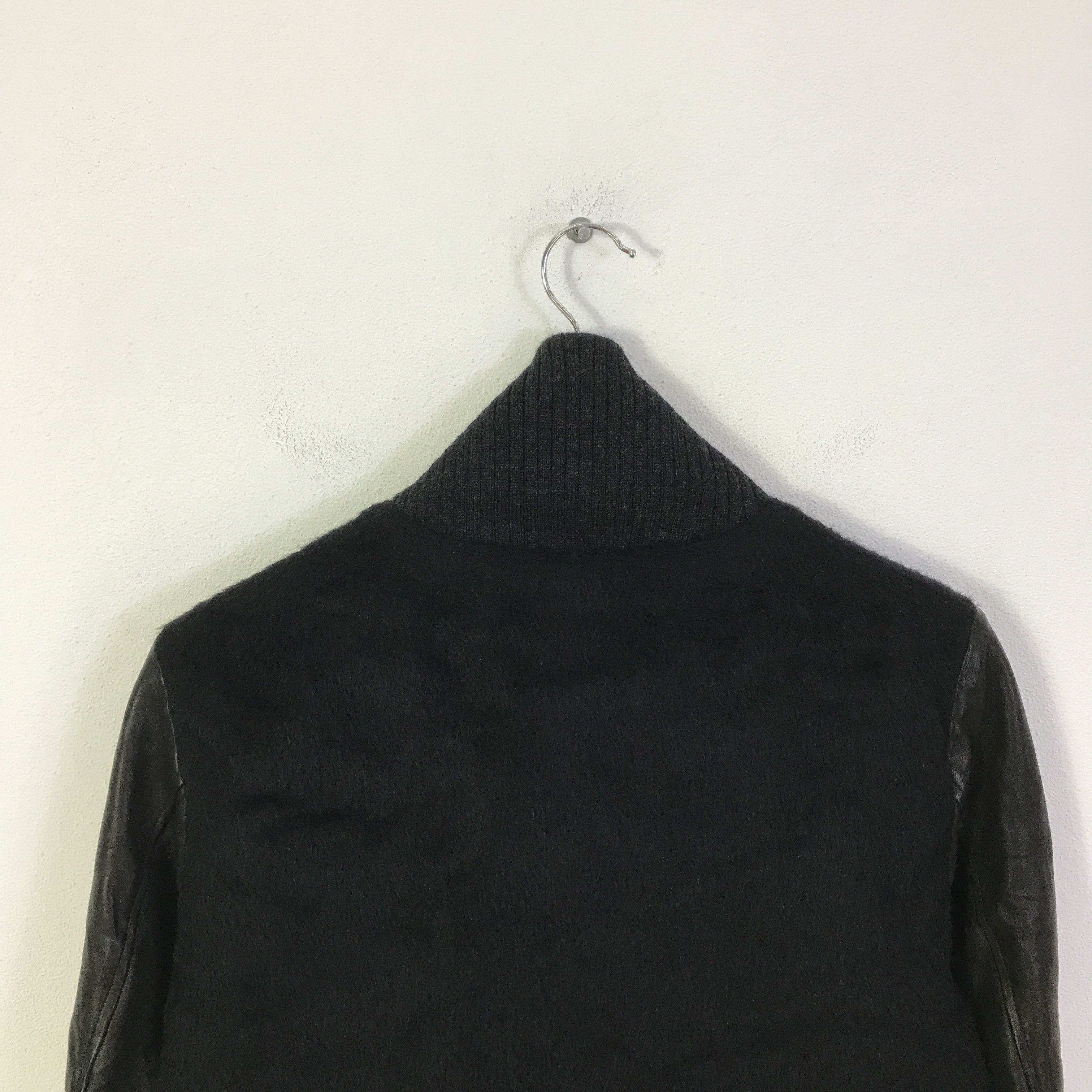 Japanese Brand slow gun and co. Fur Design sleeve Leather jacket K96B4 Size US M / EU 48-50 / 2 - 4 Thumbnail
