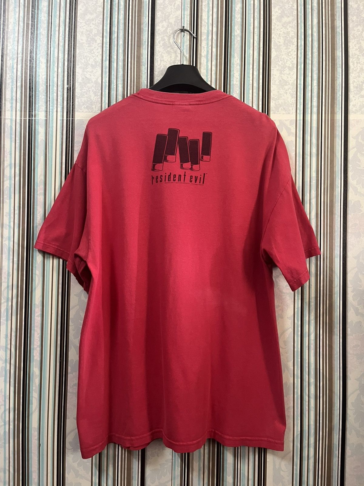 Vintage 2000s Resident evil zombie repellent capcom #F4 Size US L / EU 52-54 / 3 - 3 Thumbnail
