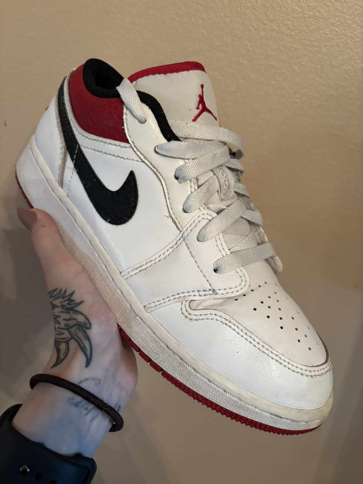 Jordan Brand Air Jordan 1 Low GS 'White Gym Red' Size US 5 / EU 37 - 2 Thumbnail