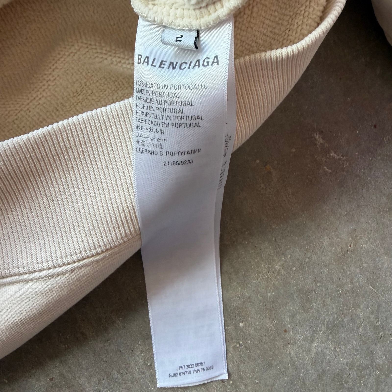 Balenciaga Balenciaga Black Spellout Logo Zipup Cream Size US M / EU 48-50 / 2 - 6 Thumbnail