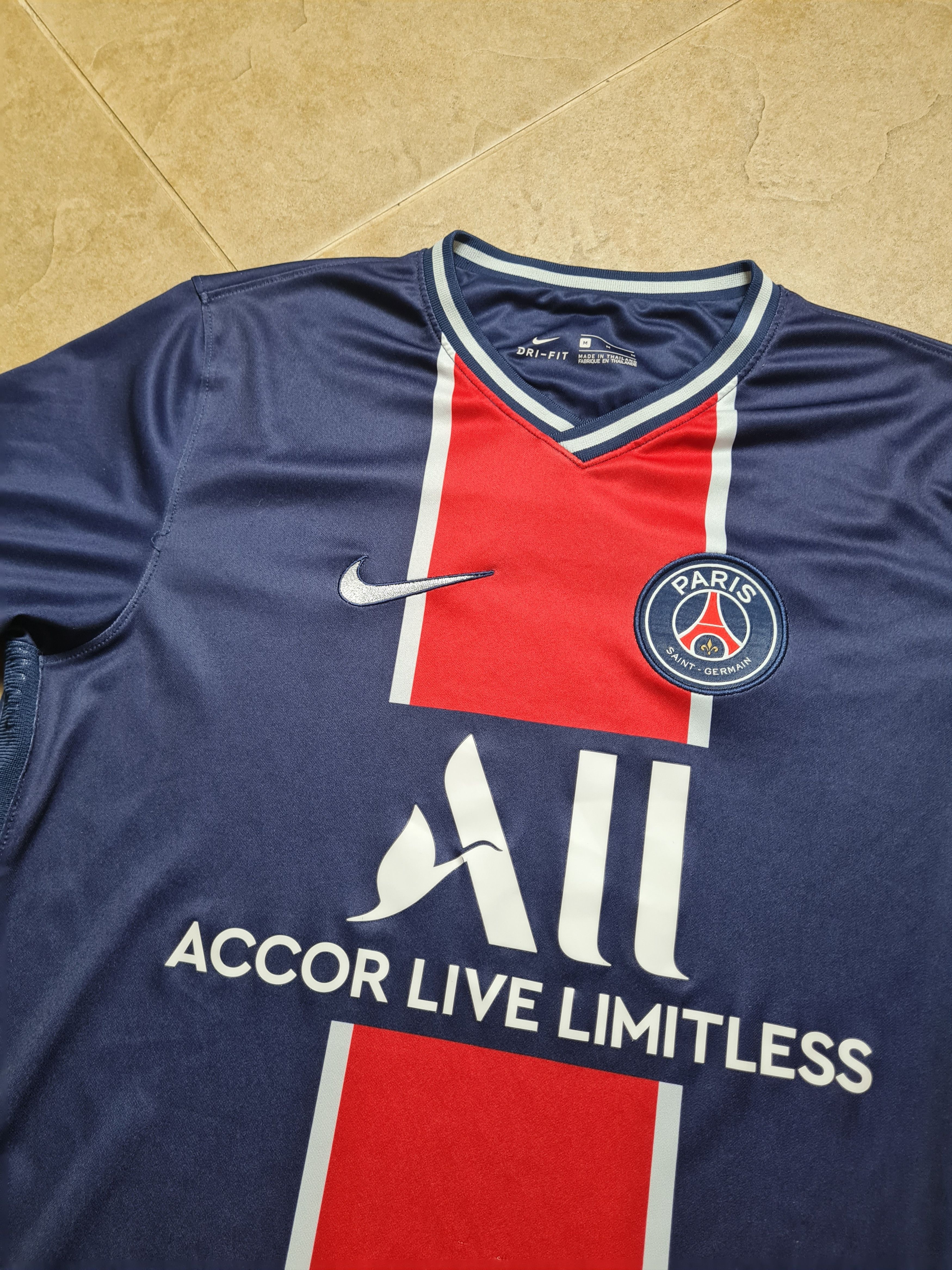 Nike JERSEY NIKE PARIS SAINT-GERMAIN 2020/21 HOME SHIRT PSG Size US M / EU 48-50 / 2 - 14 Thumbnail