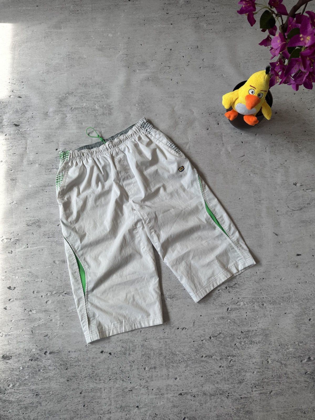 Nike × Vintage NIKE TN PLUS VINTAGE BASIC LOGO NYLON OVERSIZE BAGGY SHORTS Size US 34 / EU 50 - 1 Thumbnail