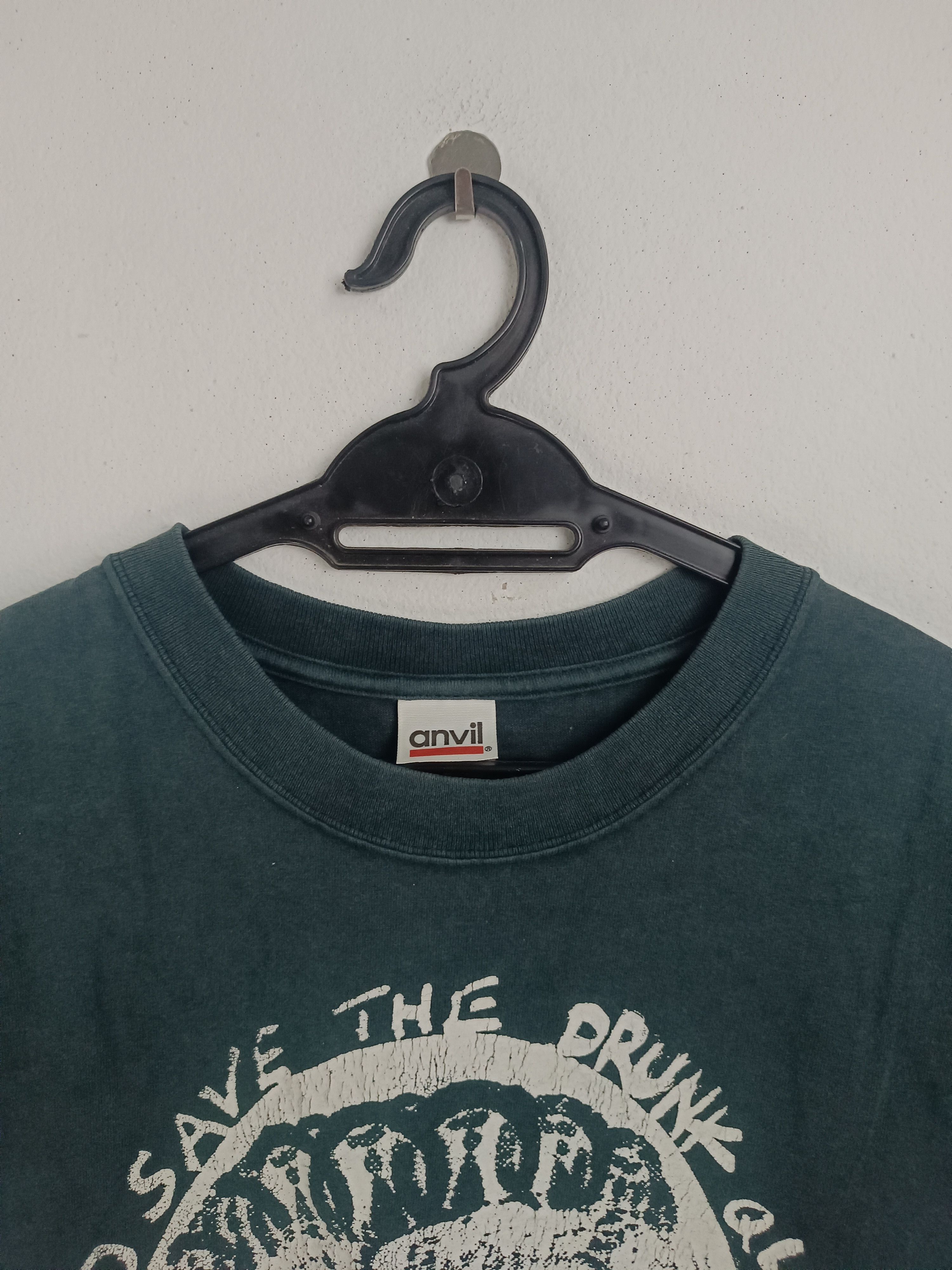Vintage VINTAGE GOD SAVE THE DRUNK QUEEN FUNNY SEX PISTOLS PUNK RARE Size US S / EU 44-46 / 1 - 9 Thumbnail