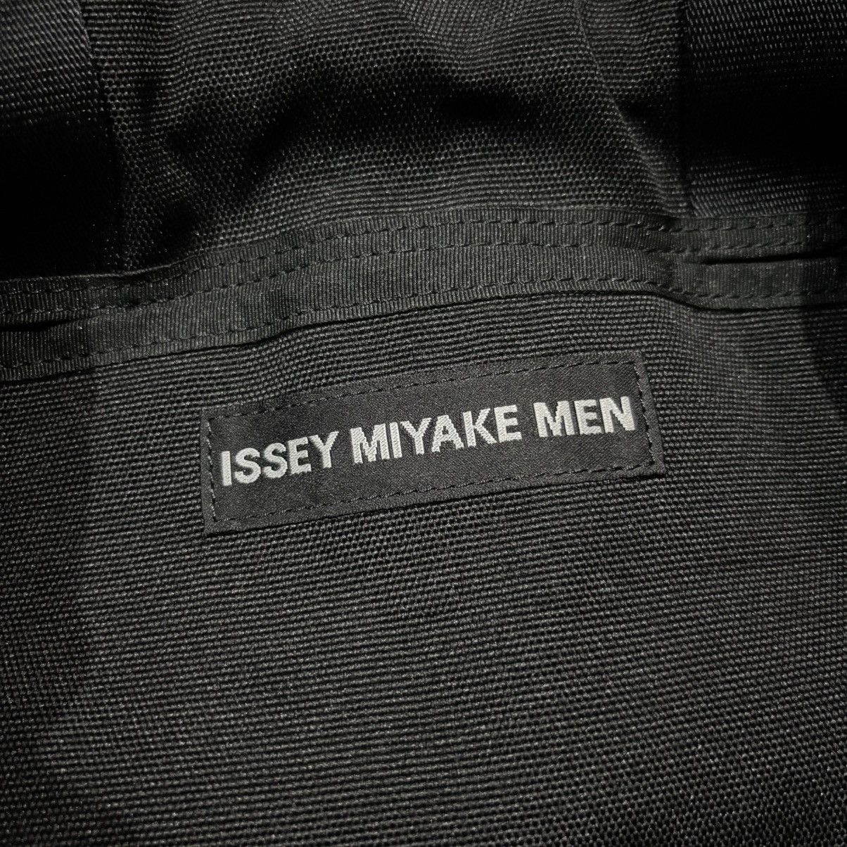 Issey Miyake Issey Miyake Men Two In One Bag Size ONE SIZE - 9 Thumbnail