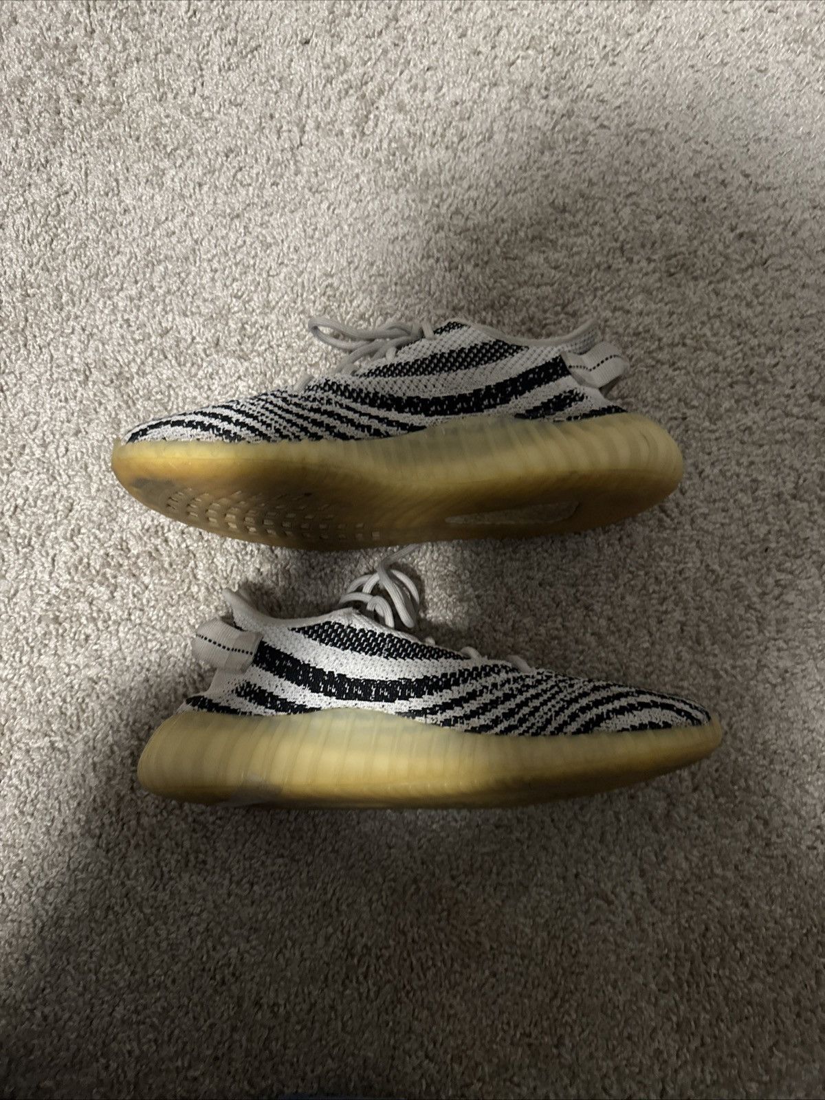 Kanye West × Yeezy YEEZY 350 V2 ZEBRA SIZE 10 Size US 10 / EU 43 - 2 Thumbnail