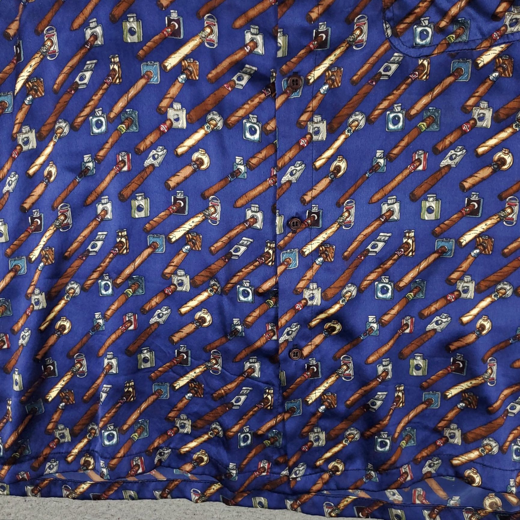 Nicole Miller VINTAGE Nicole Miller Shirt Mens XL Blue Silk Graphic Print Button-Up Short Sleeve Collared Cigar Art 90s Casual Party/Cocktail Travel Size US XL / EU 56 / 4 - 3 Thumbnail