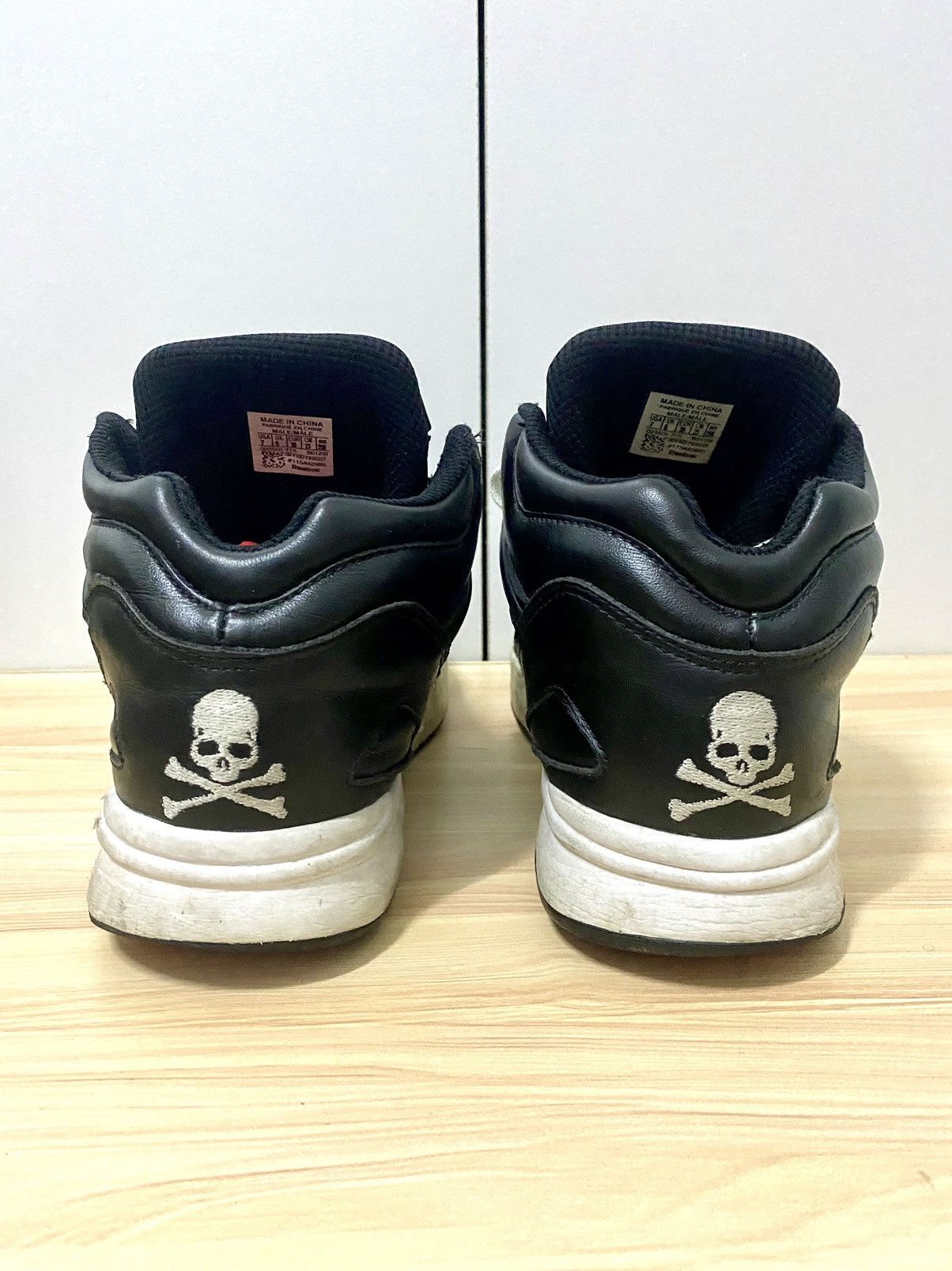 Mastermind Japan 2016 Reebok Pump Omni Lite Collab Mastermind Japan Size US 7 / EU 40 - 6 Thumbnail