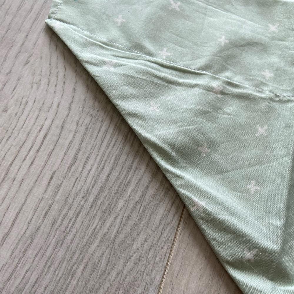 Designer Green X Dog Bandana Size ONE SIZE - 2 Thumbnail