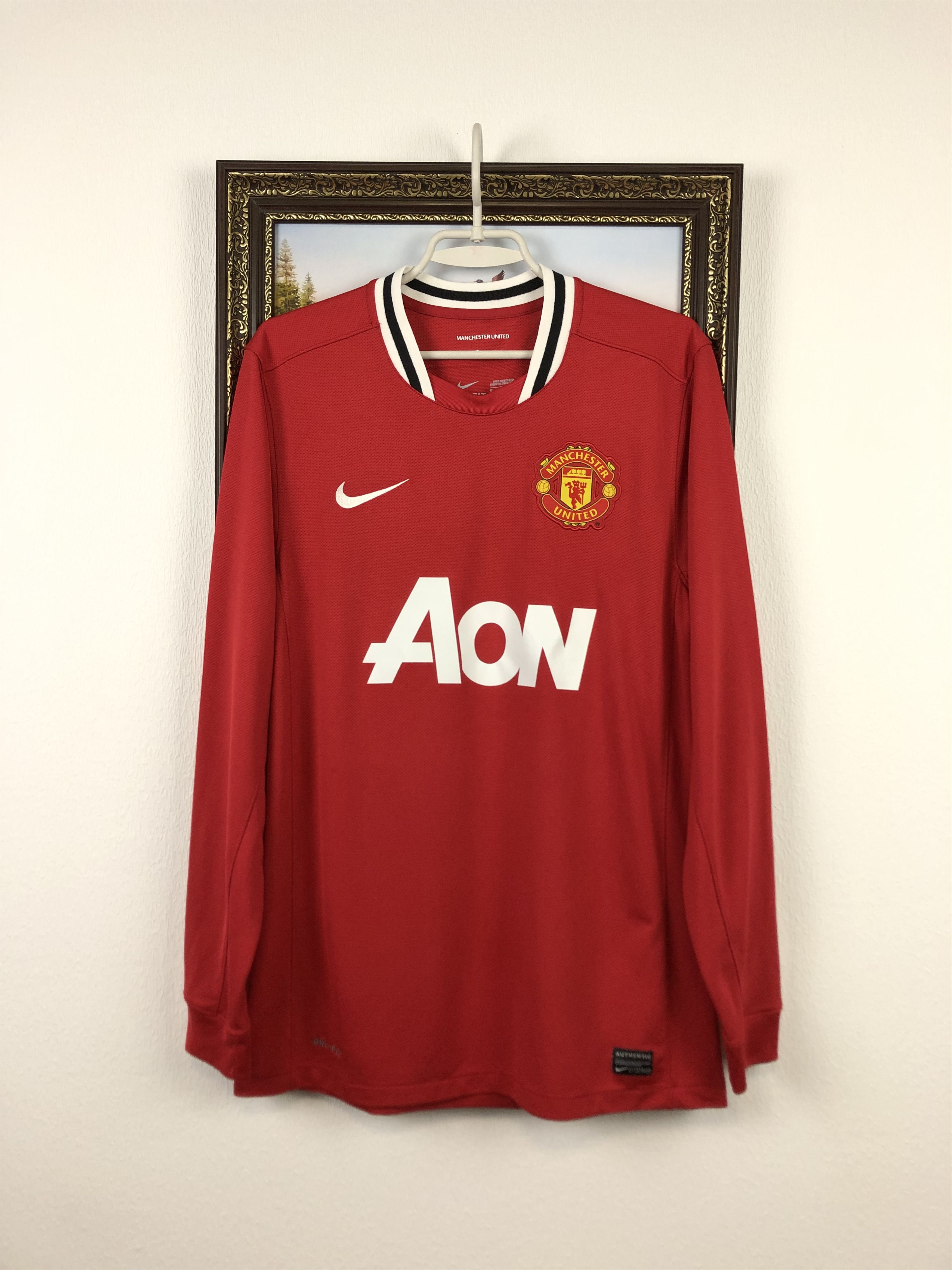 Nike Manchester United football shirt 2011 Long Sleeve Jersey Size US M / EU 48-50 / 2 - 1 Thumbnail