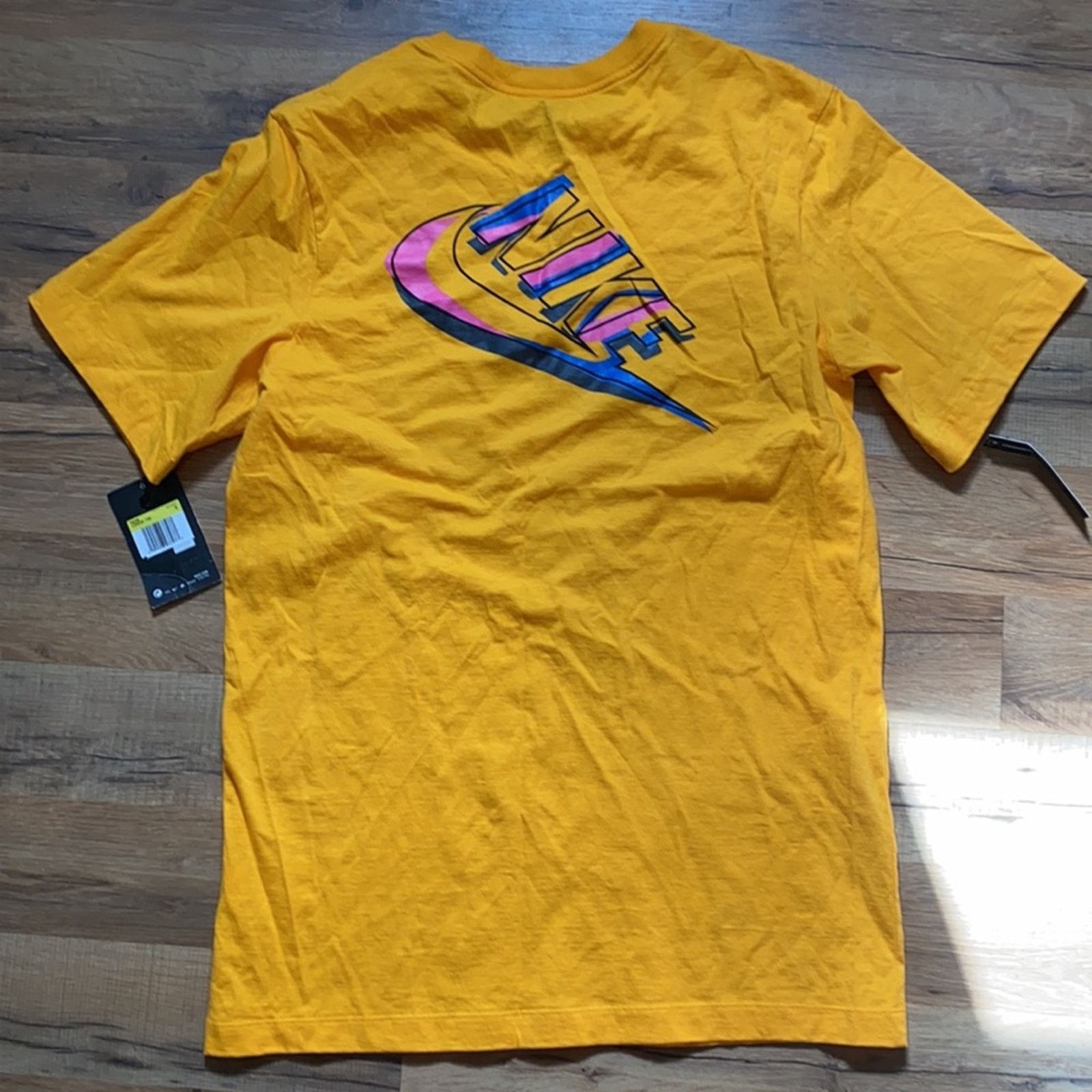Nike 2017 Nike short sleeve Just Do It shirt Size US S / EU 44-46 / 1 - 9 Thumbnail