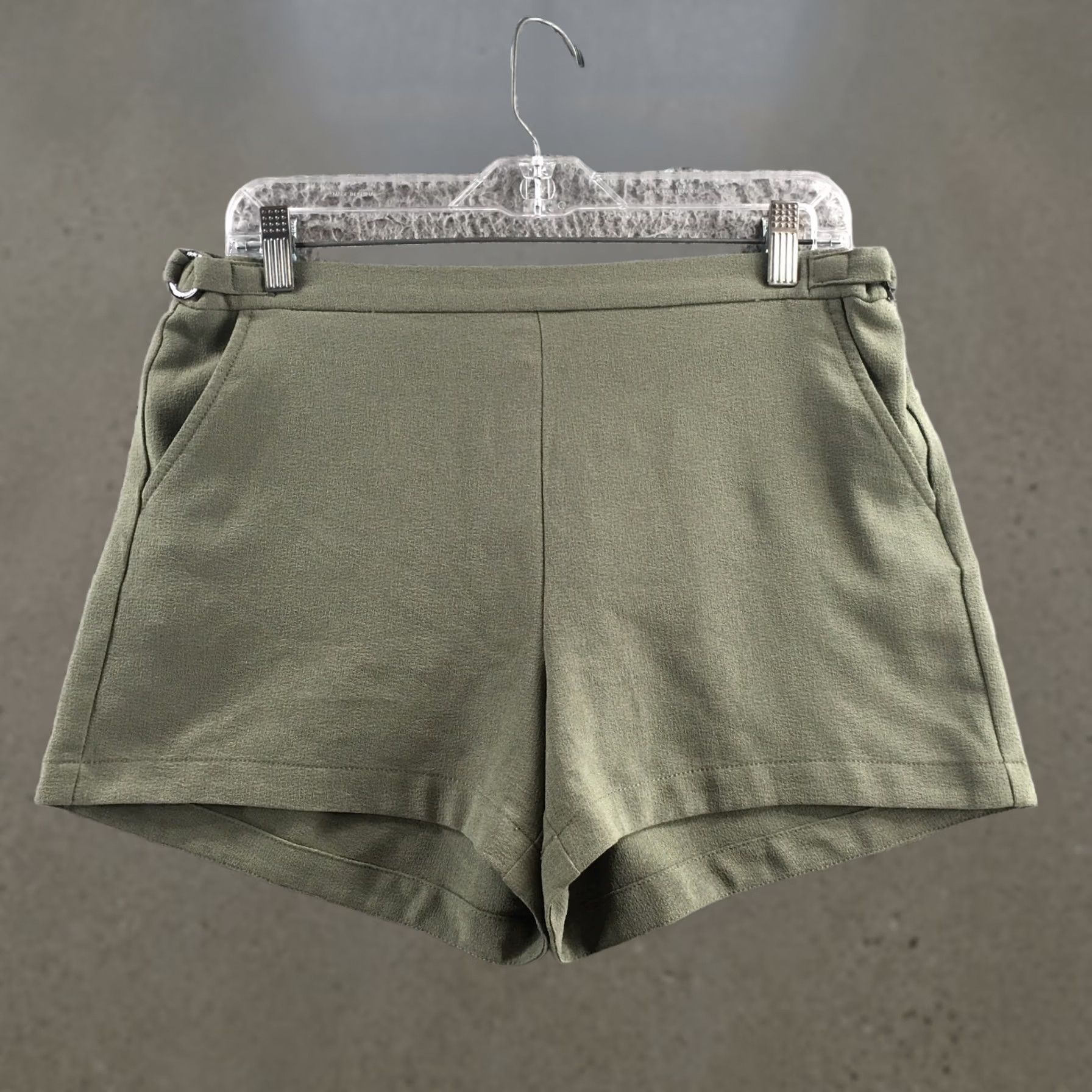Calvin Klein Calvin Klein Chino Shorts Womens M Green Hi-Rise Pull On Casual Size 32" / US 10 / IT 46 - 1 Thumbnail