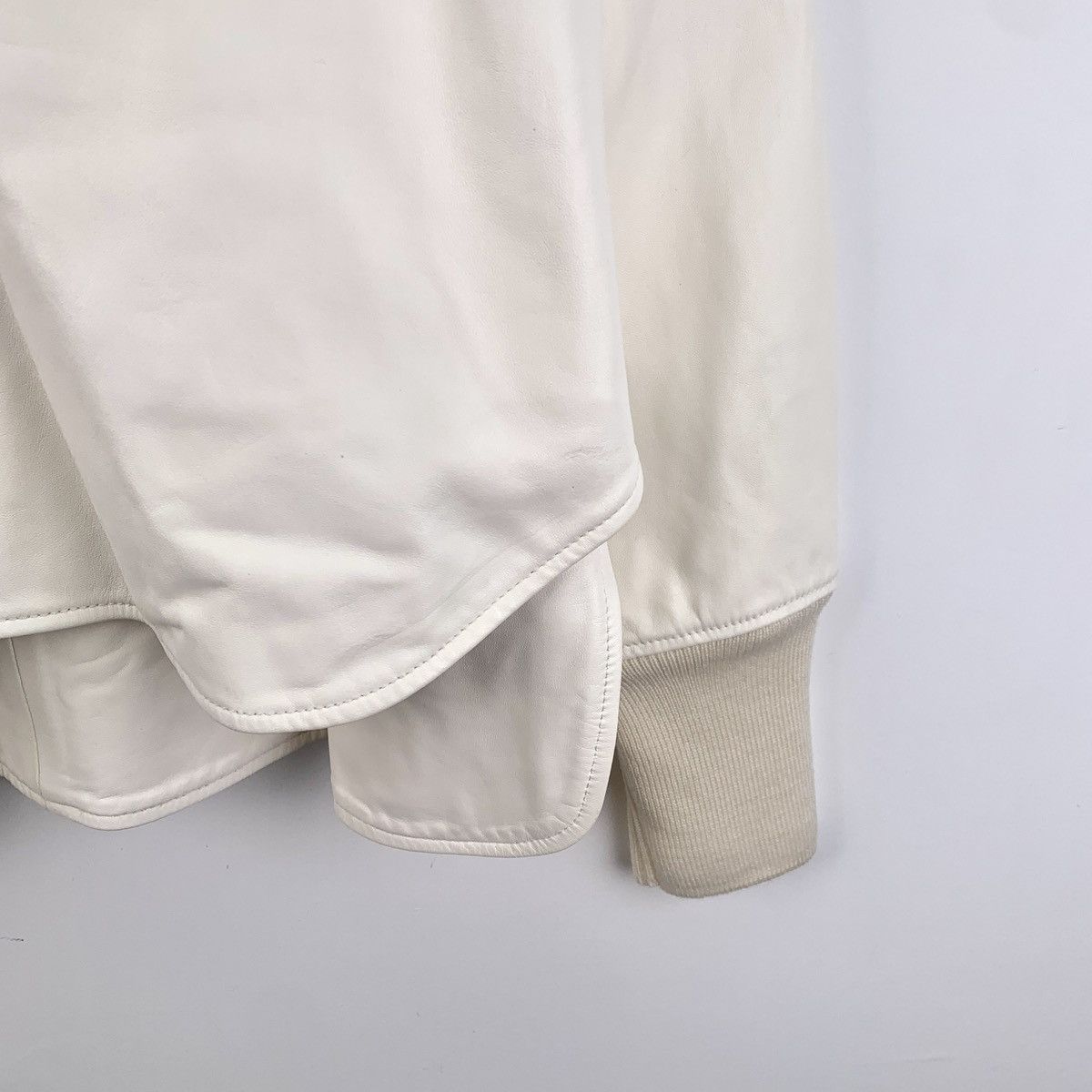 Loewe Loewe Off-white Hooded Zip-up Sweatshirt Jacket K26WX Size XS / US 0-2 / IT 36-38 - 4 Thumbnail