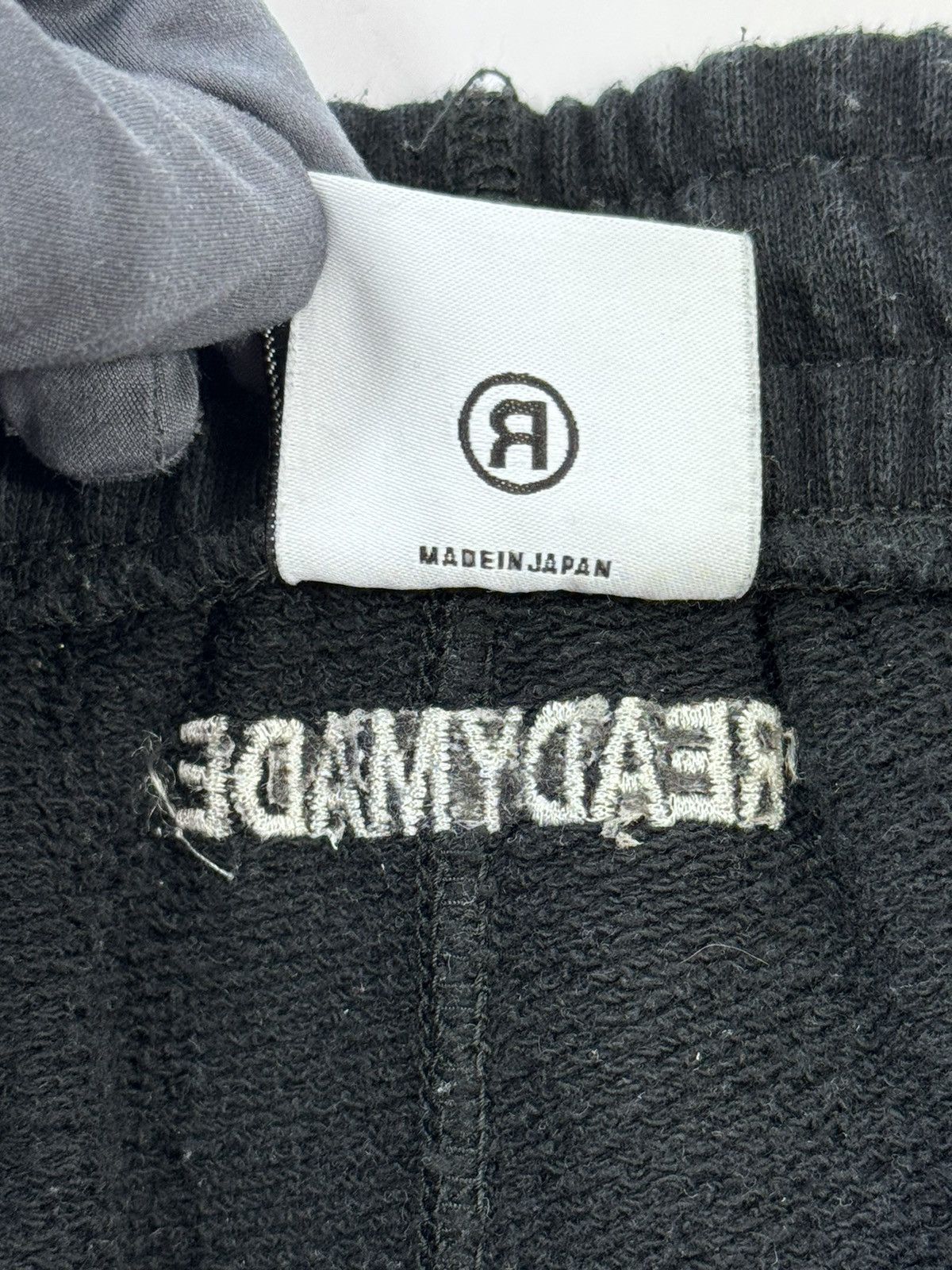 DENIM TEARS × READYMADE PUFF LOGO SHORTS Size US 38 / EU 54 - 6 Thumbnail