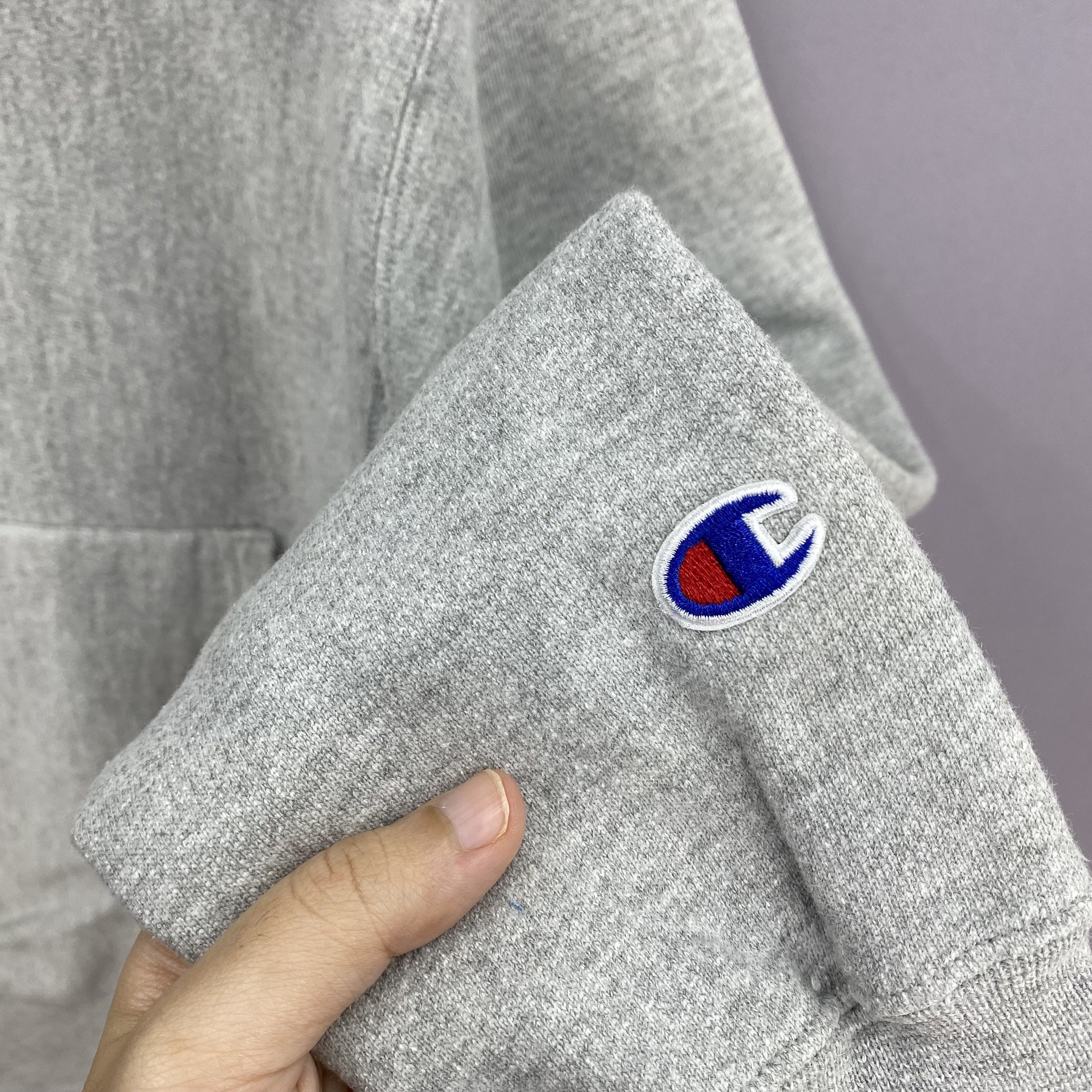 Champion Vintage Y2K Champion Reverse Weave Hoodie Sweatshirt Size US L / EU 52-54 / 3 - 5 Thumbnail