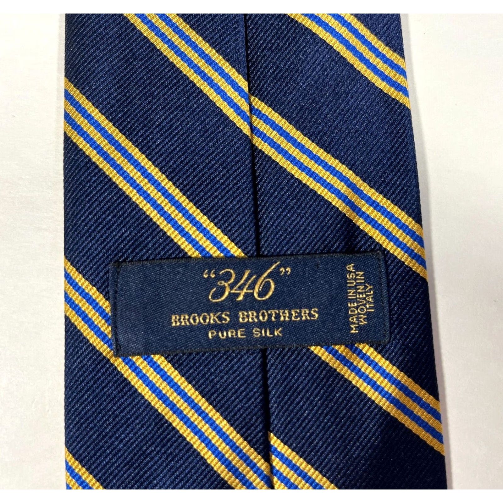 Brooks Brothers Brooks Brothers Tie Navy Striped Pure Silk 346 Woven in Italy Made in USA 58.25" 3.5" Men’s Silk Necktie Size ONE SIZE - 7 Thumbnail