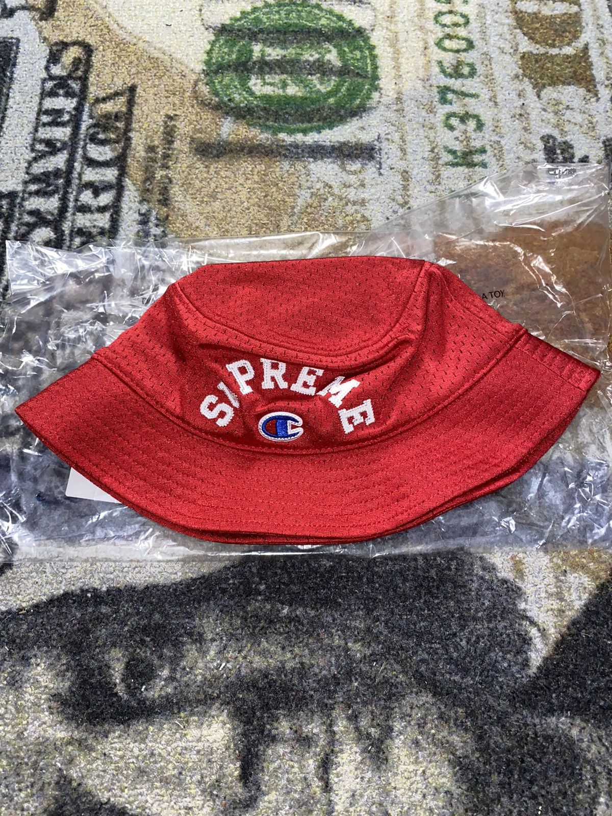 Champion × Supreme Supreme Champion Mesh Crusher (SMALL