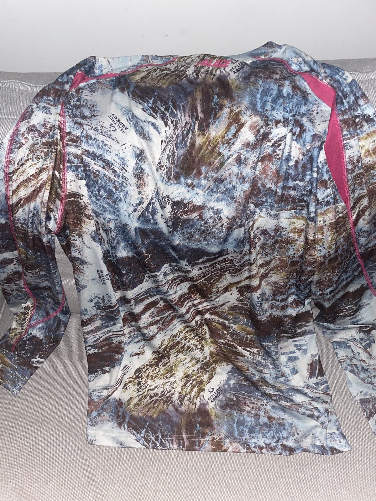 Palace Palace Trail Runner 2.0 Longsleeve Realtree Aspect Size US L / EU 52-54 / 3 - 3 Thumbnail