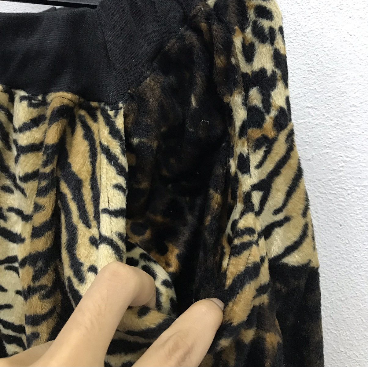 Japanese Brand × Vintage Vintage Tiger Pattern Pants Size US 29 - 6 Thumbnail
