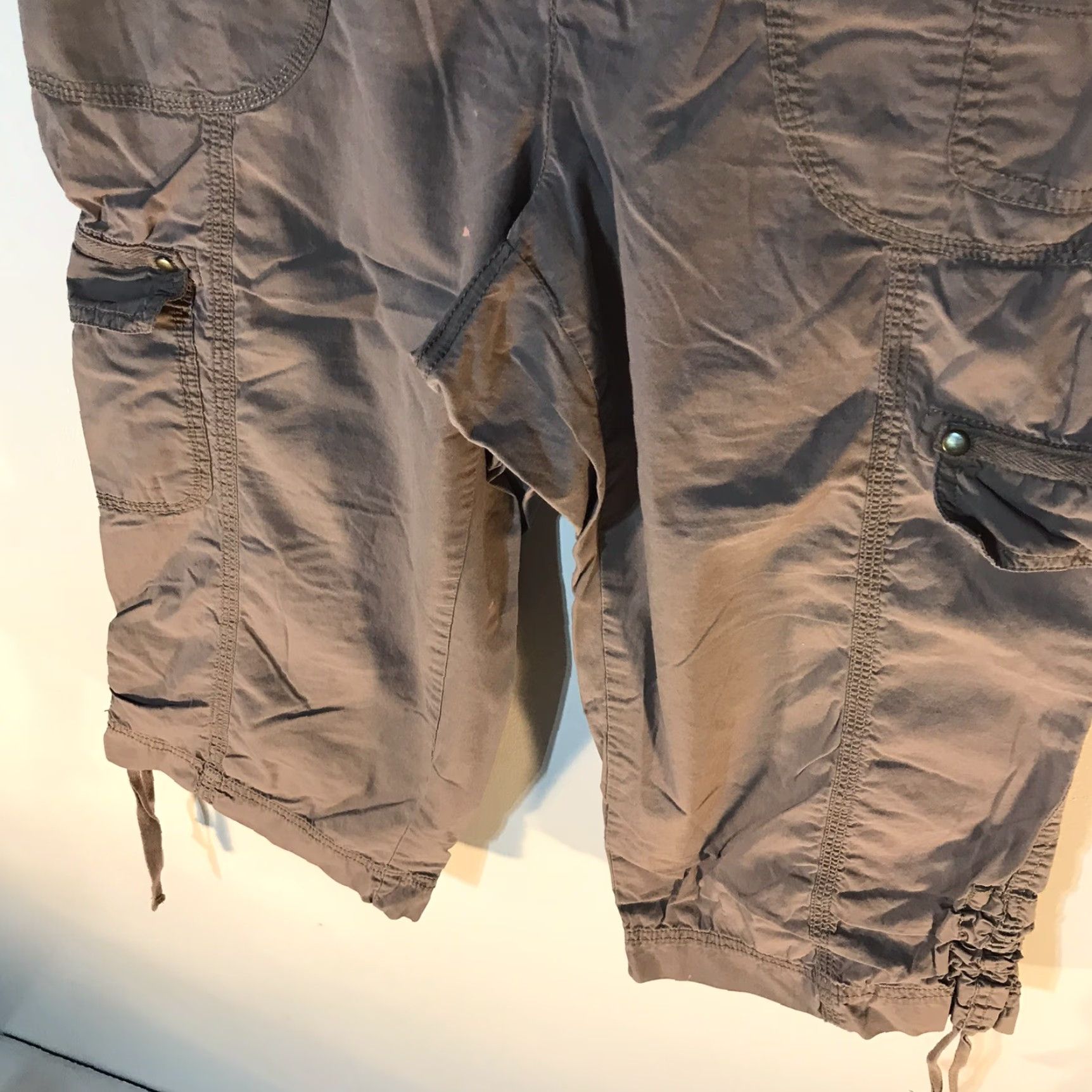 Vintage Cato Cargo Cropped Pants Women Size 14 Gray Cotton Spandex Casual Spring Summer Size 36" / US 14 / IT 50 - 3 Thumbnail