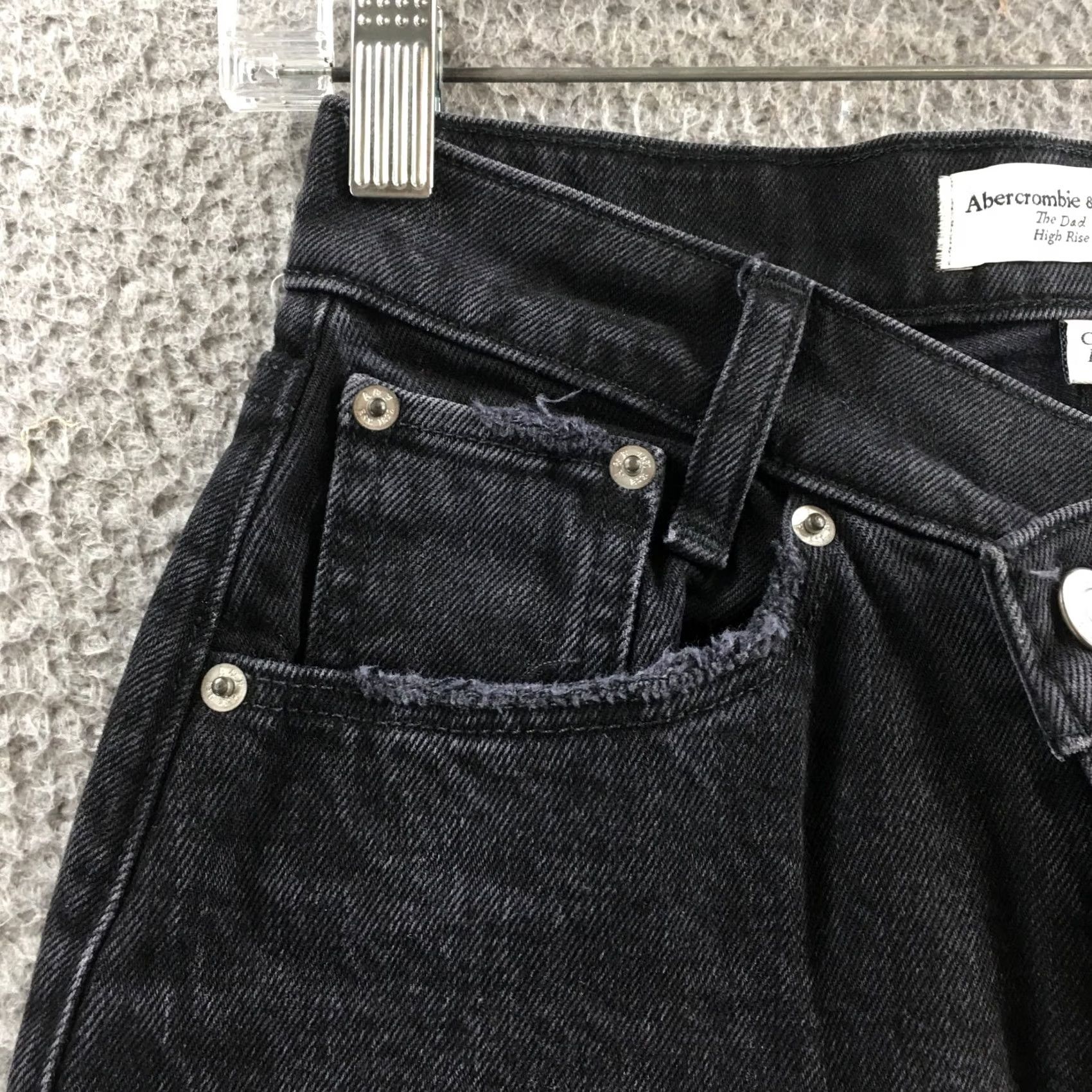 Abercrombie & Fitch Abercrombie & Fitch The Dad Jeans Womens Black Denim Zip 24/00s Size 42" / US 20 - 3 Thumbnail