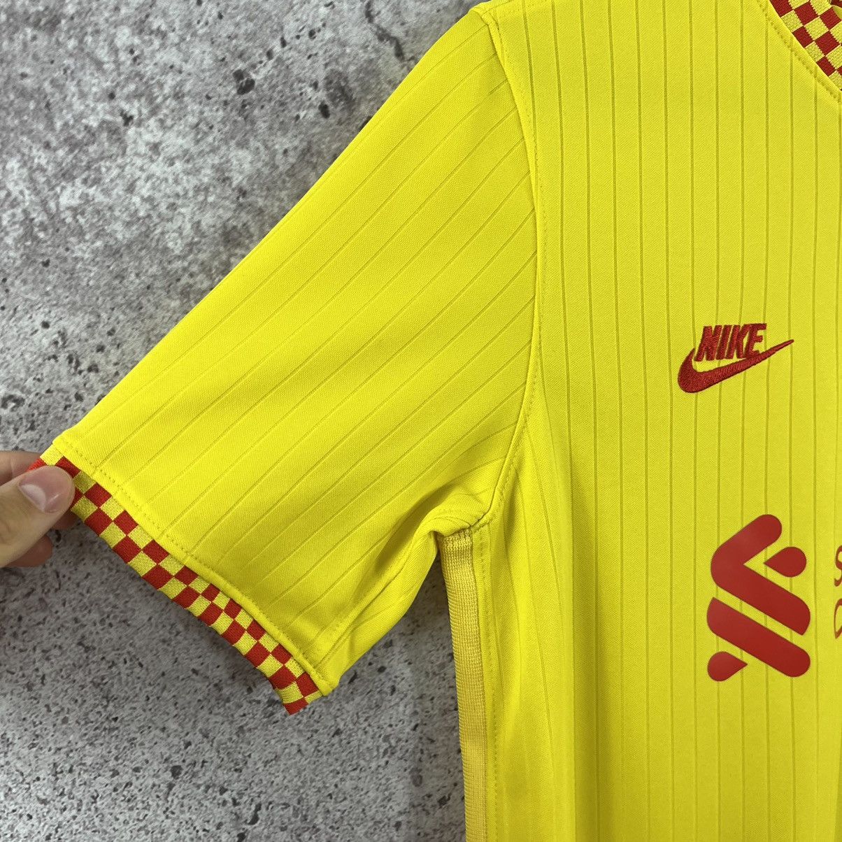 Nike Nike Liverpool 2021/2022 Third Jersey Soccer Tee Size US XS / EU 42 / 0 - 6 Thumbnail