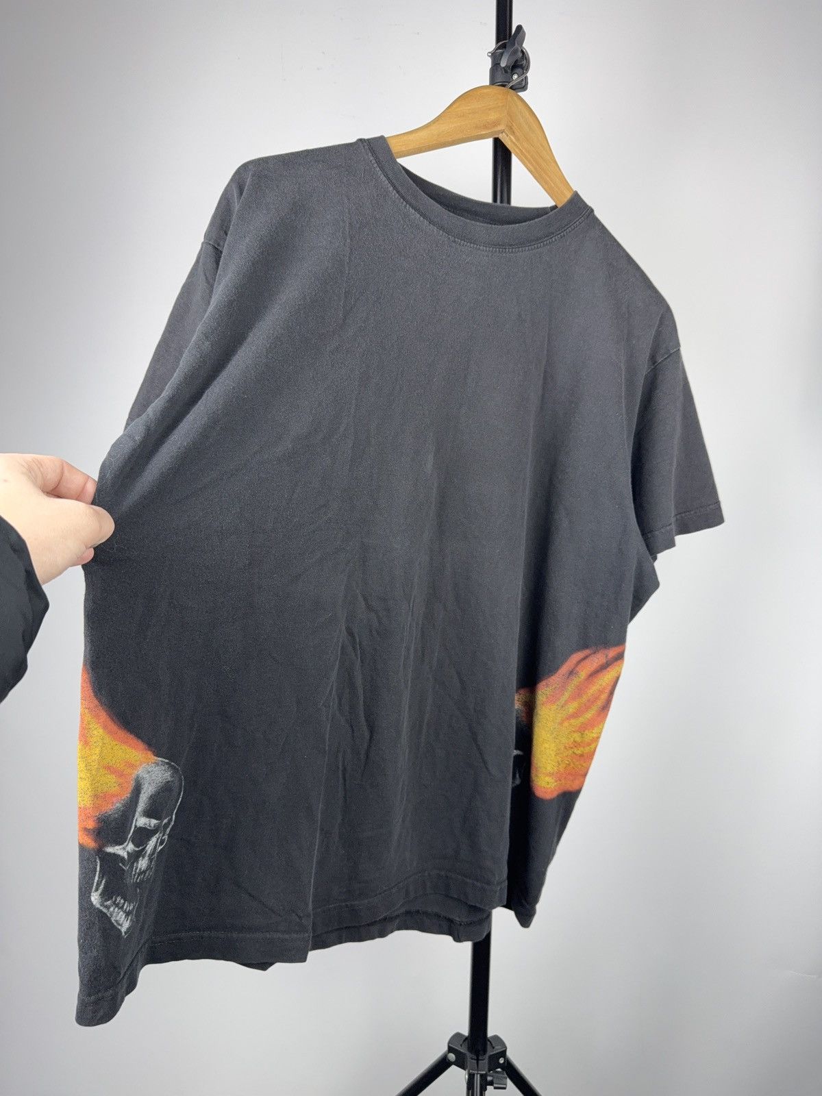 Japanese Brand 💀🔥Crazy Vintage 90s Gothic Biker Skull Flame Side Print Tee Size US XL / EU 56 / 4 - 10 Thumbnail