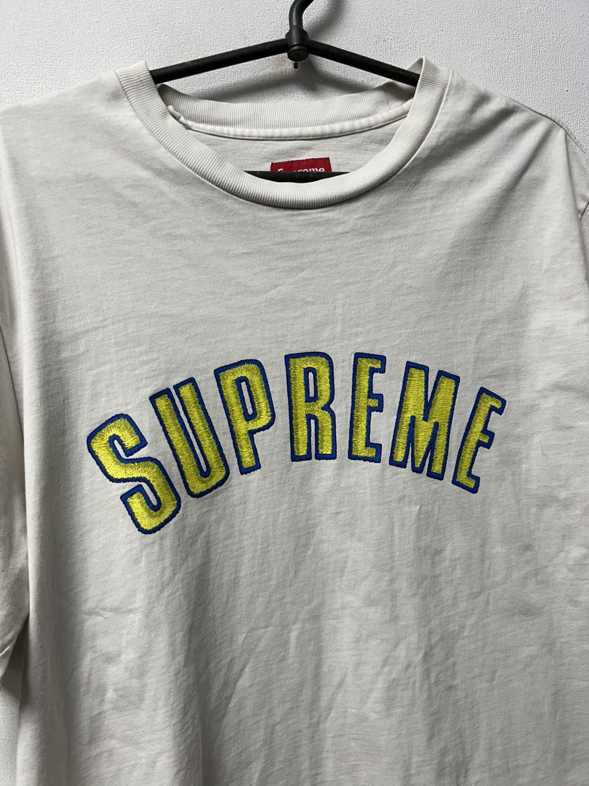 Supreme Vintage Supreme T Shirt Big Logo Size US L / EU 52-54 / 3 - 6 Thumbnail