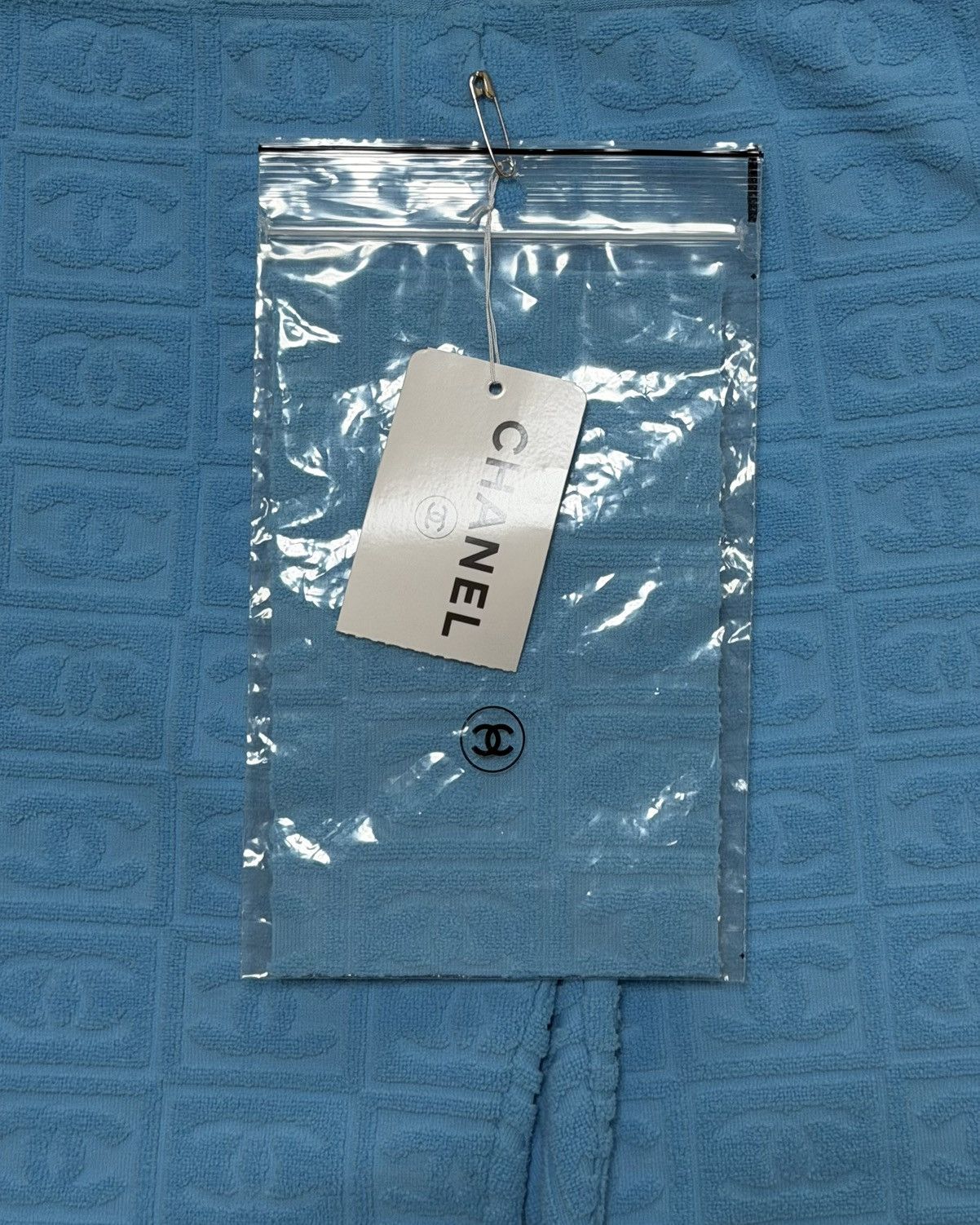 Chanel CHANEL Sport S/S 2002 CC Embossed Jacquard Terry Cloth Pants Size 26" / US 2 / IT 38 - 8 Thumbnail