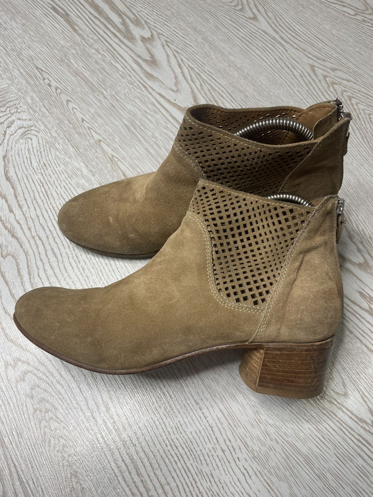 MoMA MOMA Suede Leather Women’s boots size 39 Size US 9 / IT 39 - 3 Thumbnail